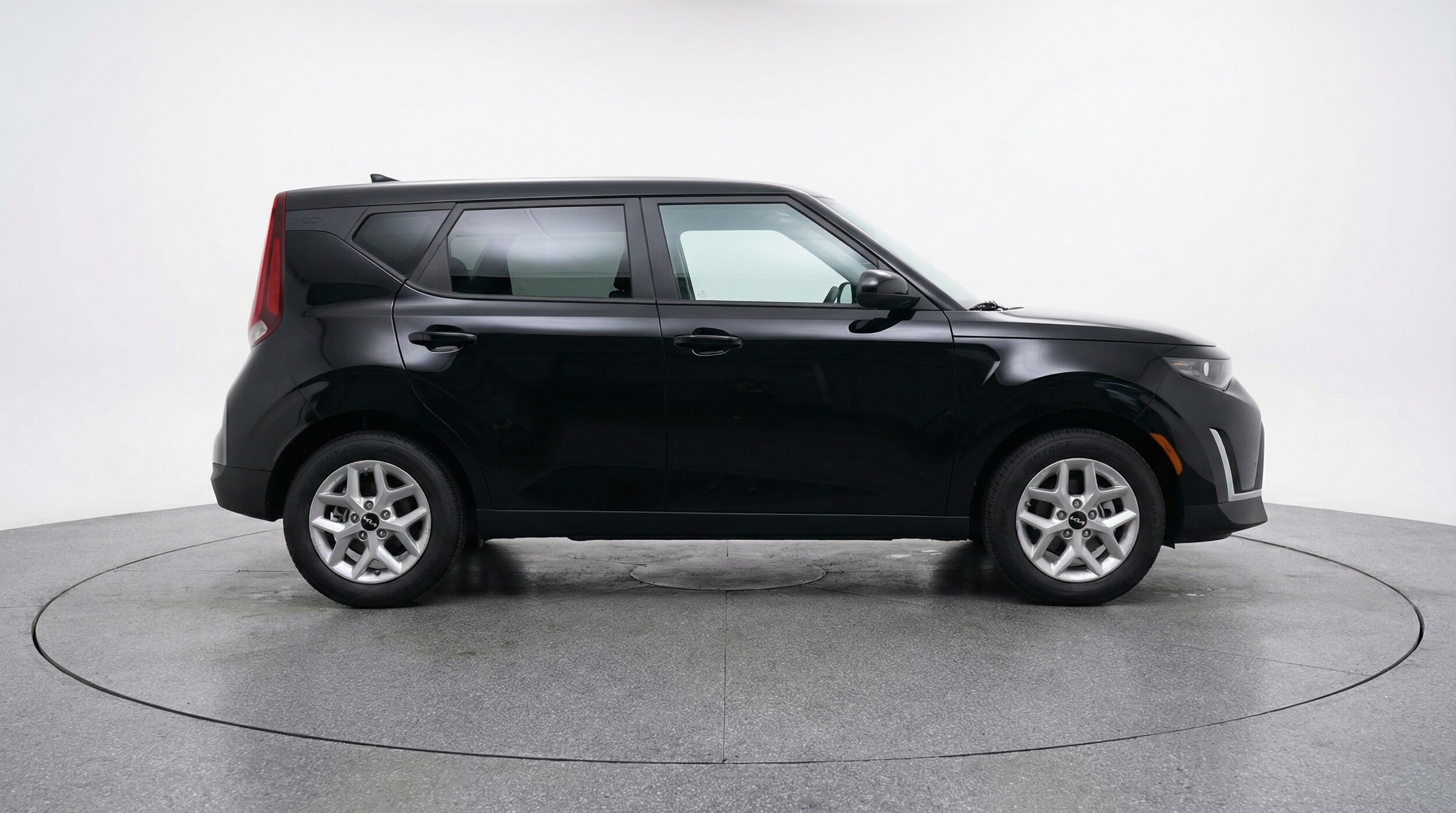 Thumbnail: 2025 Kia Soul - 8