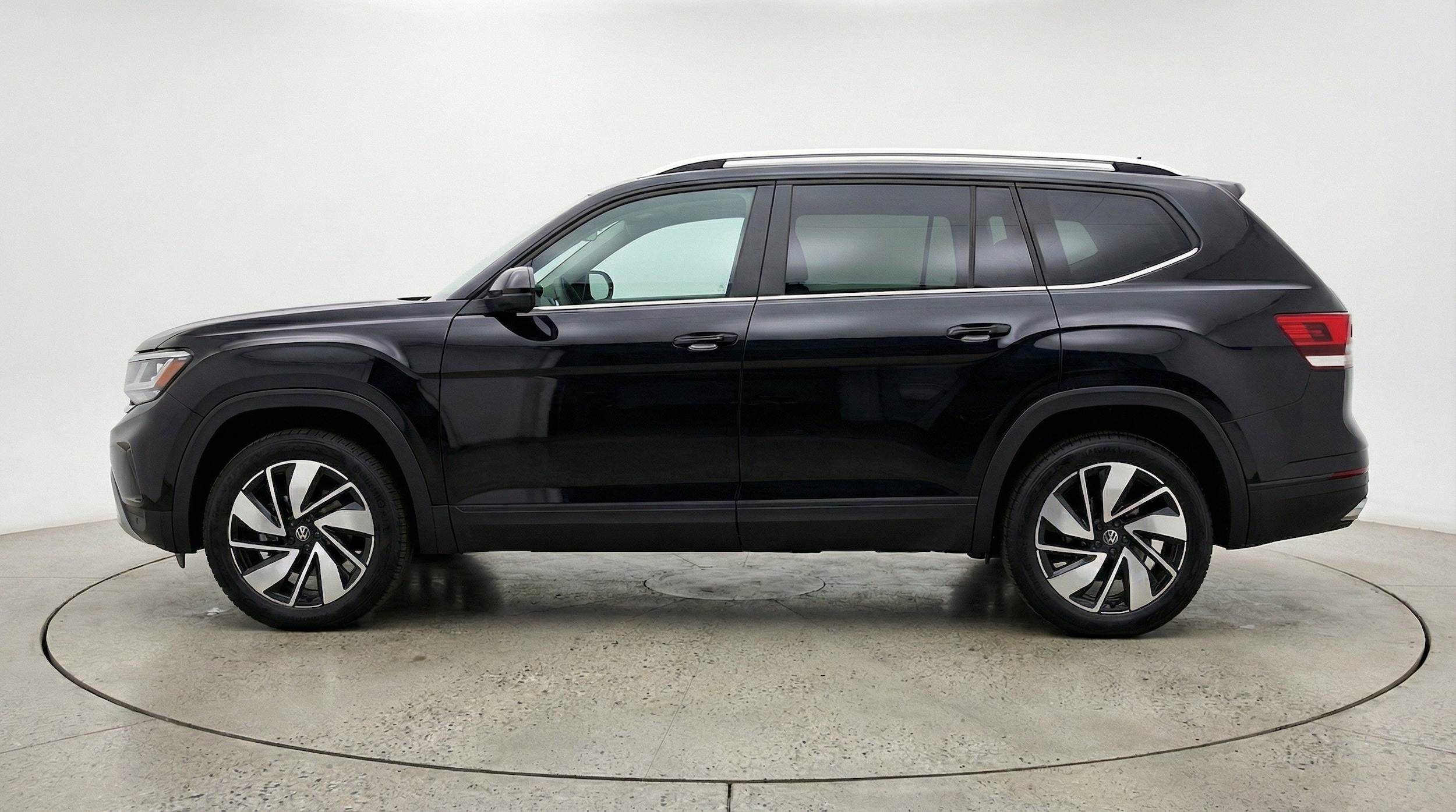 Thumbnail: 2026 Volkswagen Atlas - 5