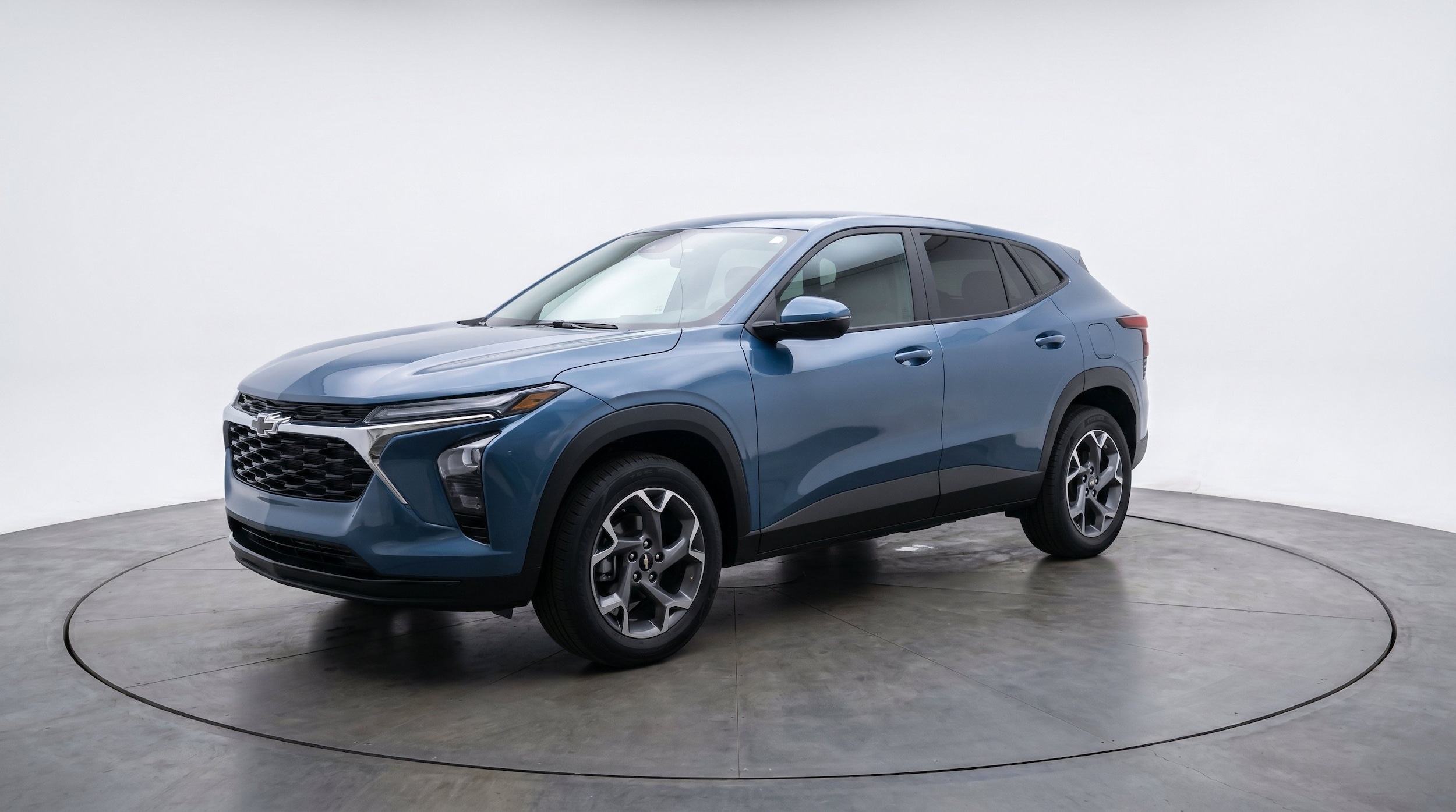 Thumbnail: 2025 Chevrolet Trax - 3