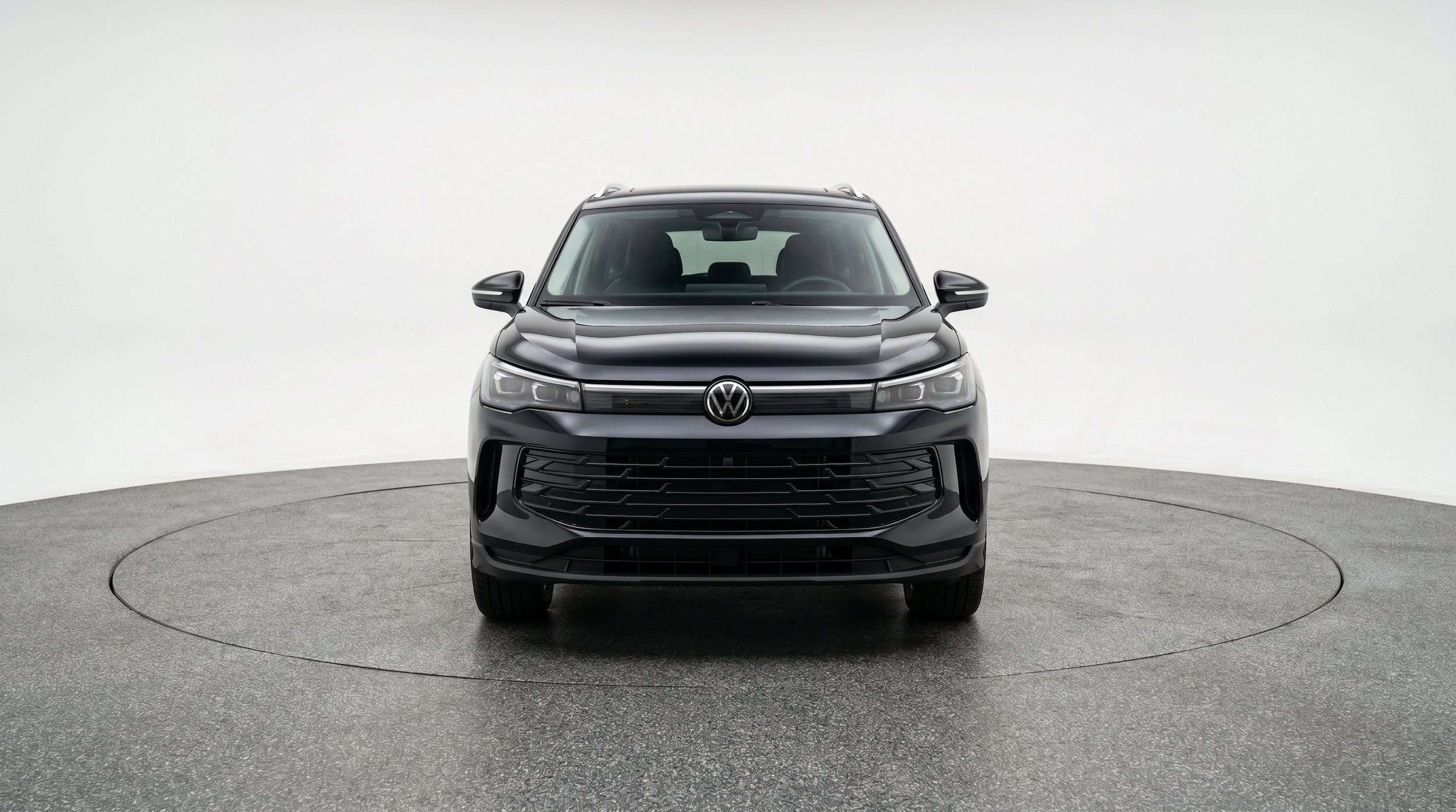 Thumbnail: 2026 Volkswagen Tiguan - 2