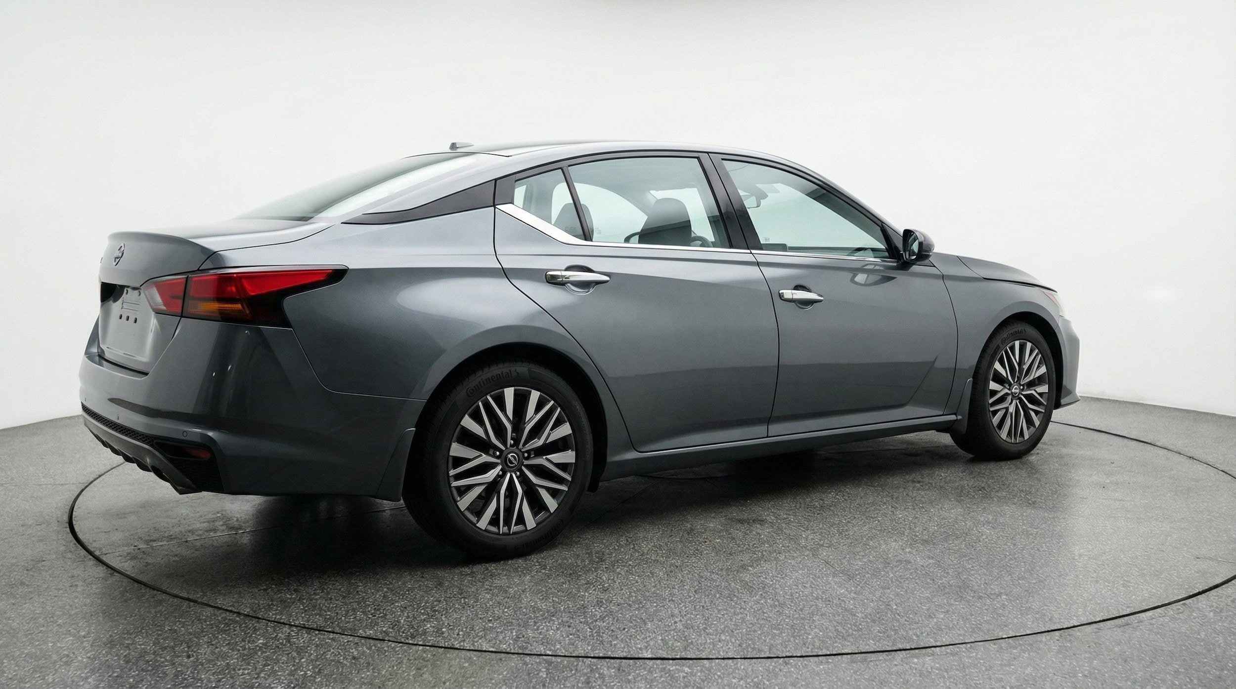 Thumbnail: 2025 Nissan Altima - 9