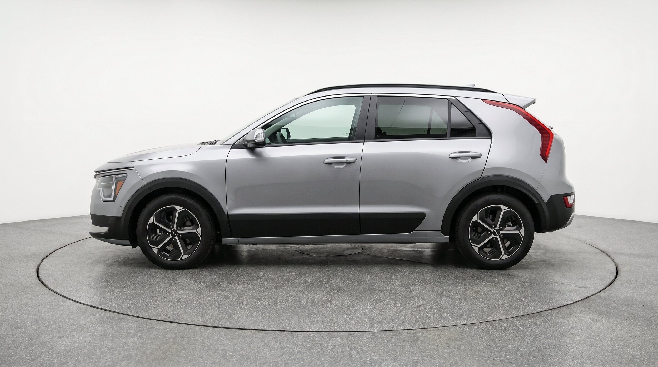 Thumbnail: 2026 Kia Niro - 5
