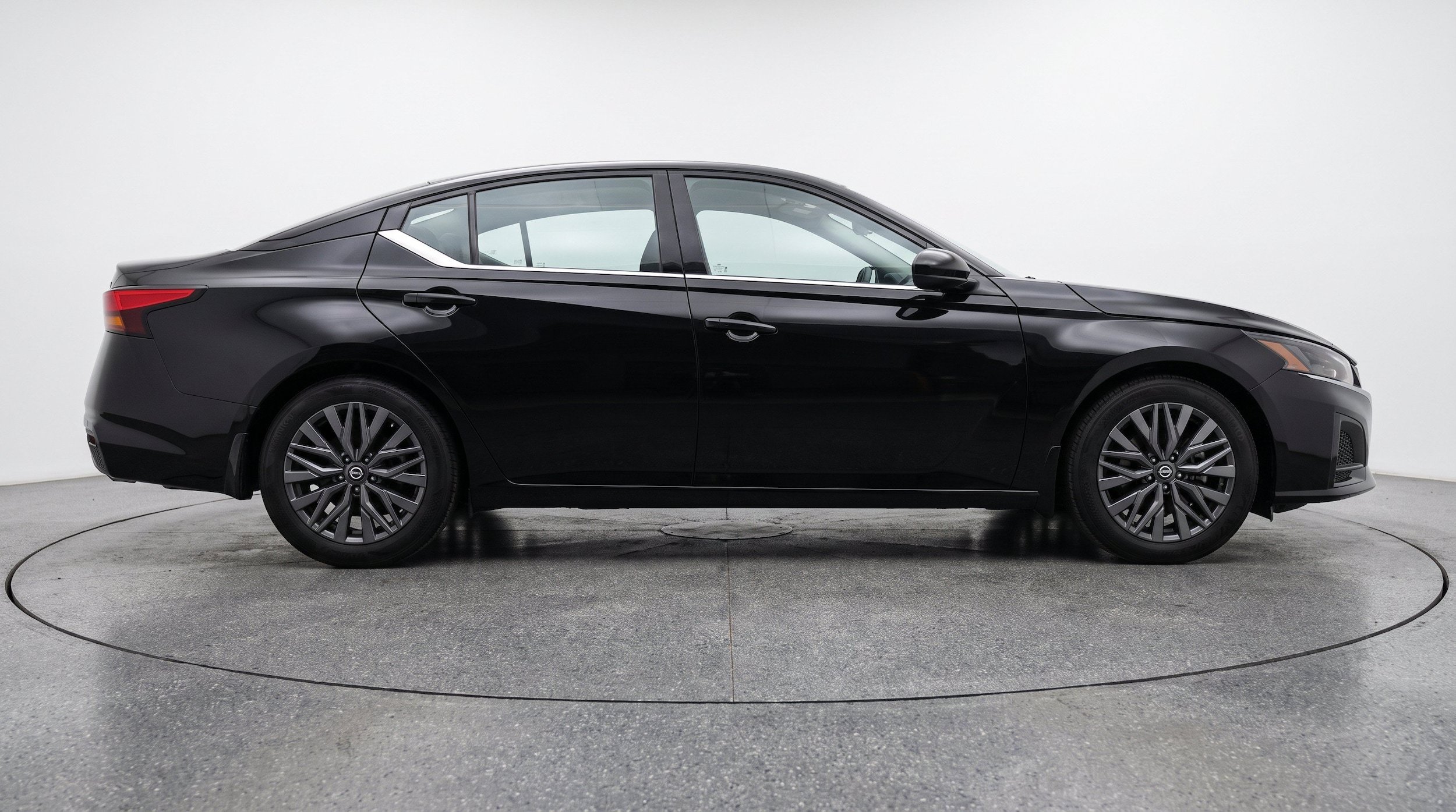 Thumbnail: 2025 Nissan Altima - 11