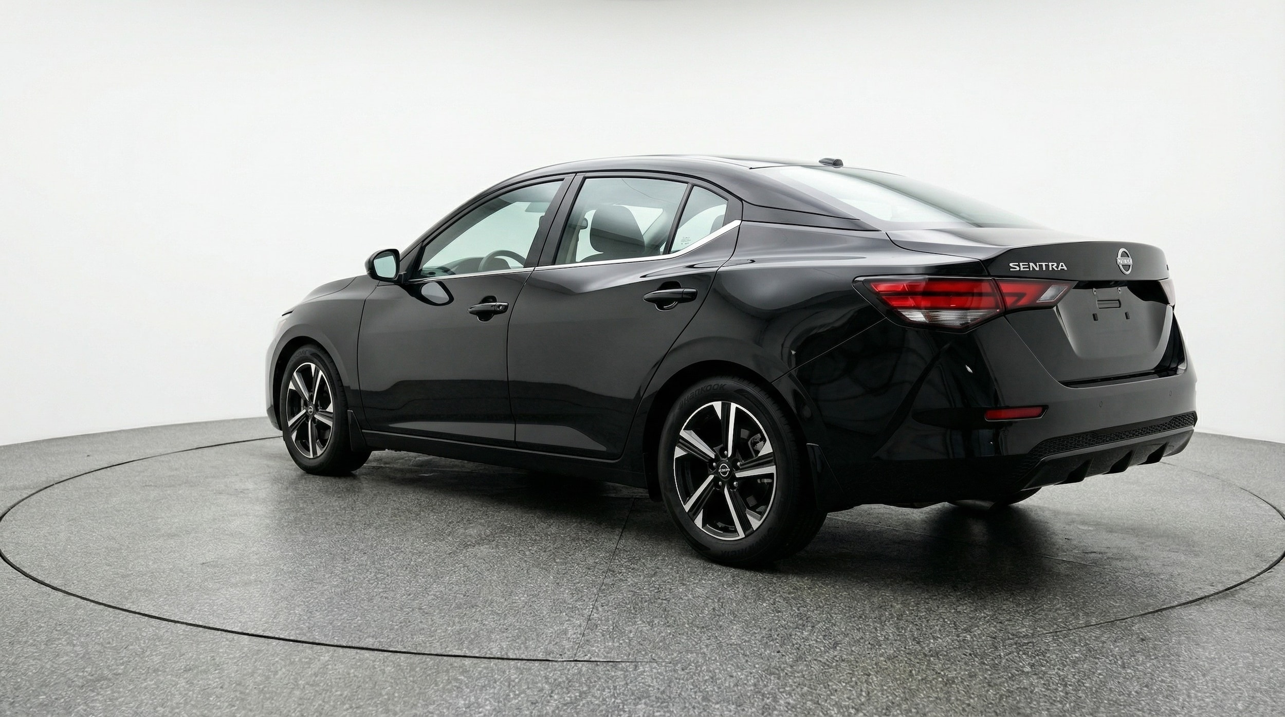 Thumbnail: 2025 Nissan Sentra - 5