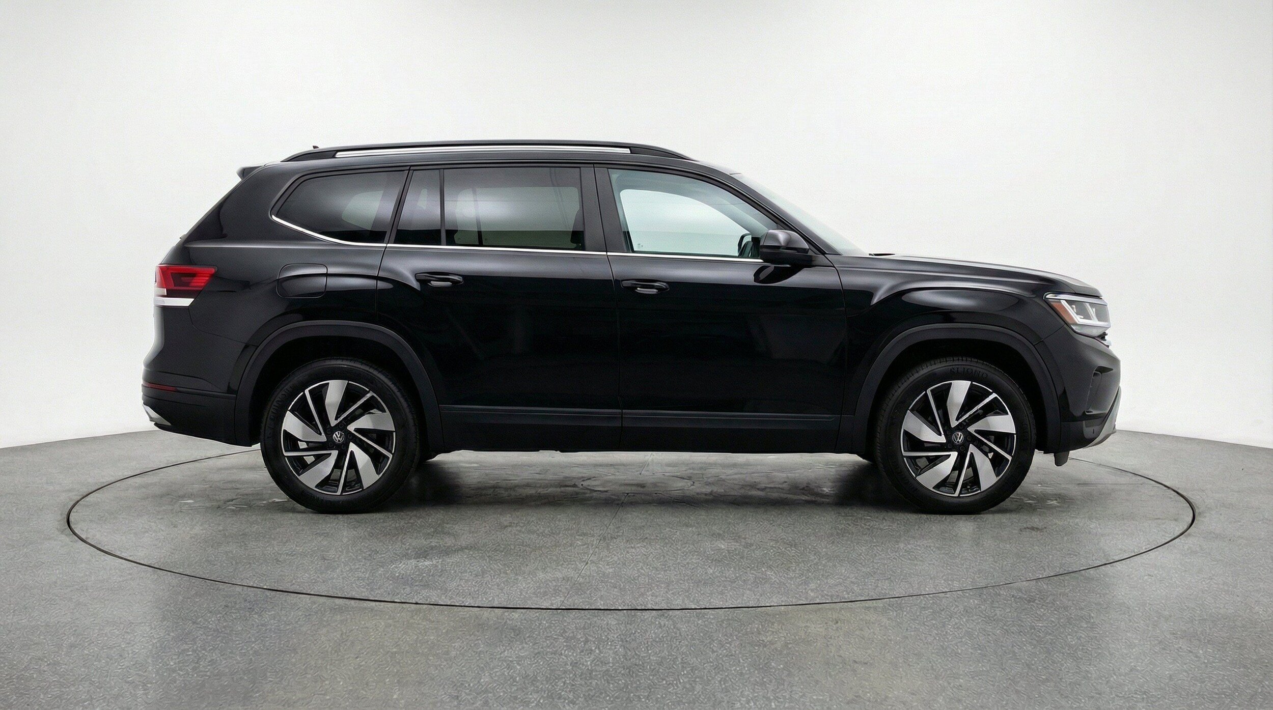 Thumbnail: 2026 Volkswagen Atlas - 11