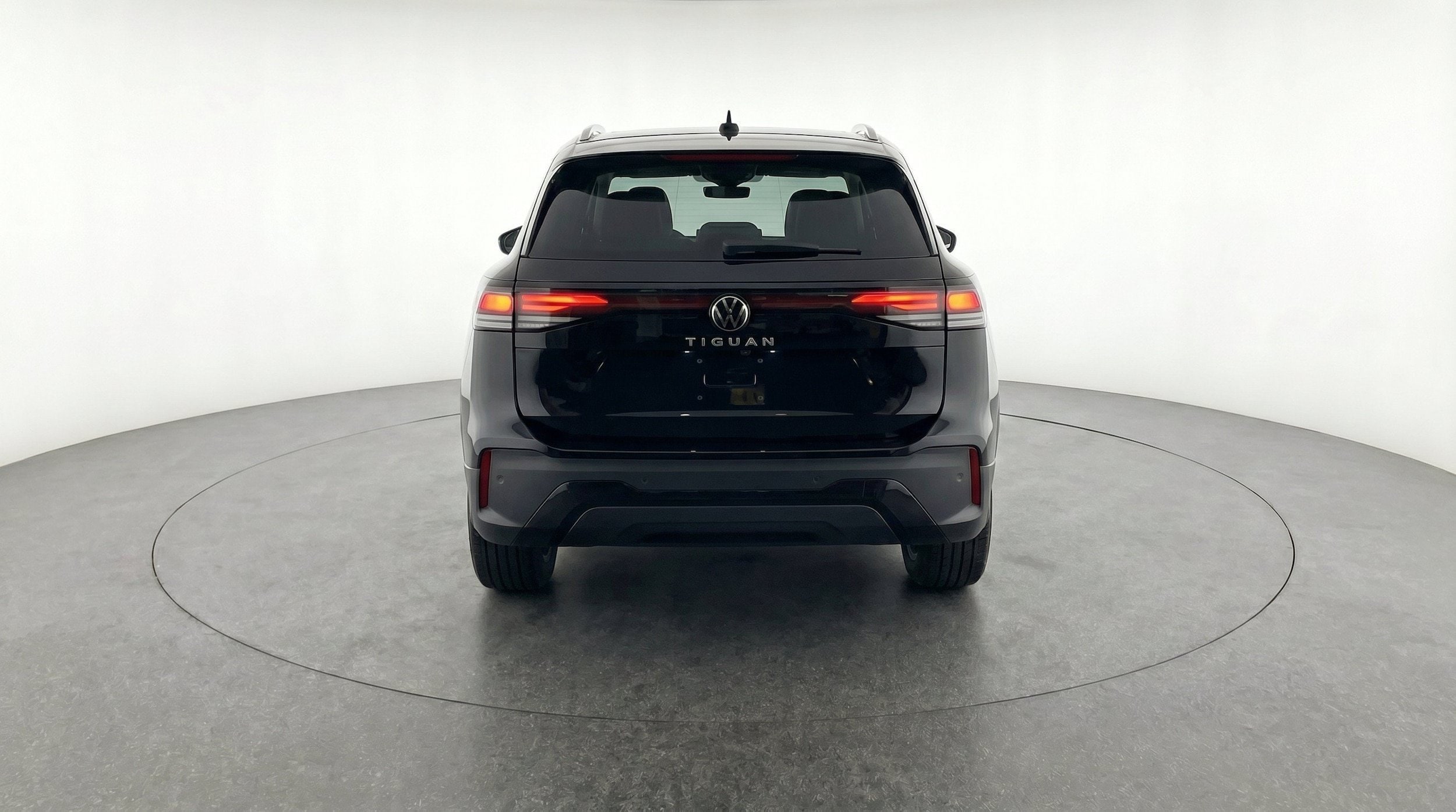 Thumbnail: 2026 Volkswagen Tiguan - 7