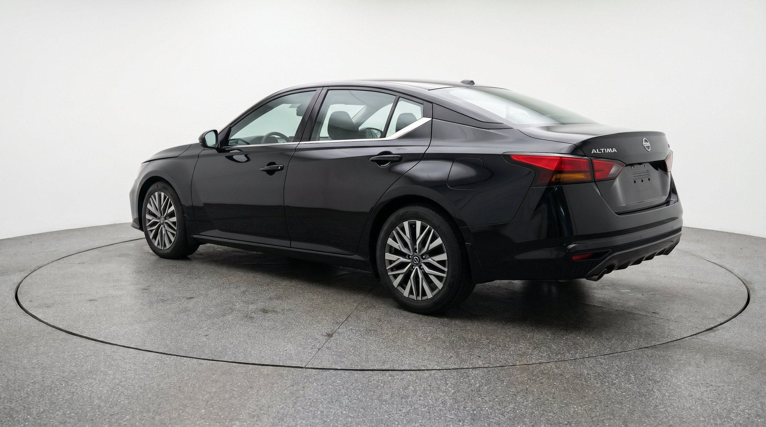 Thumbnail: 2025 Nissan Altima - 6
