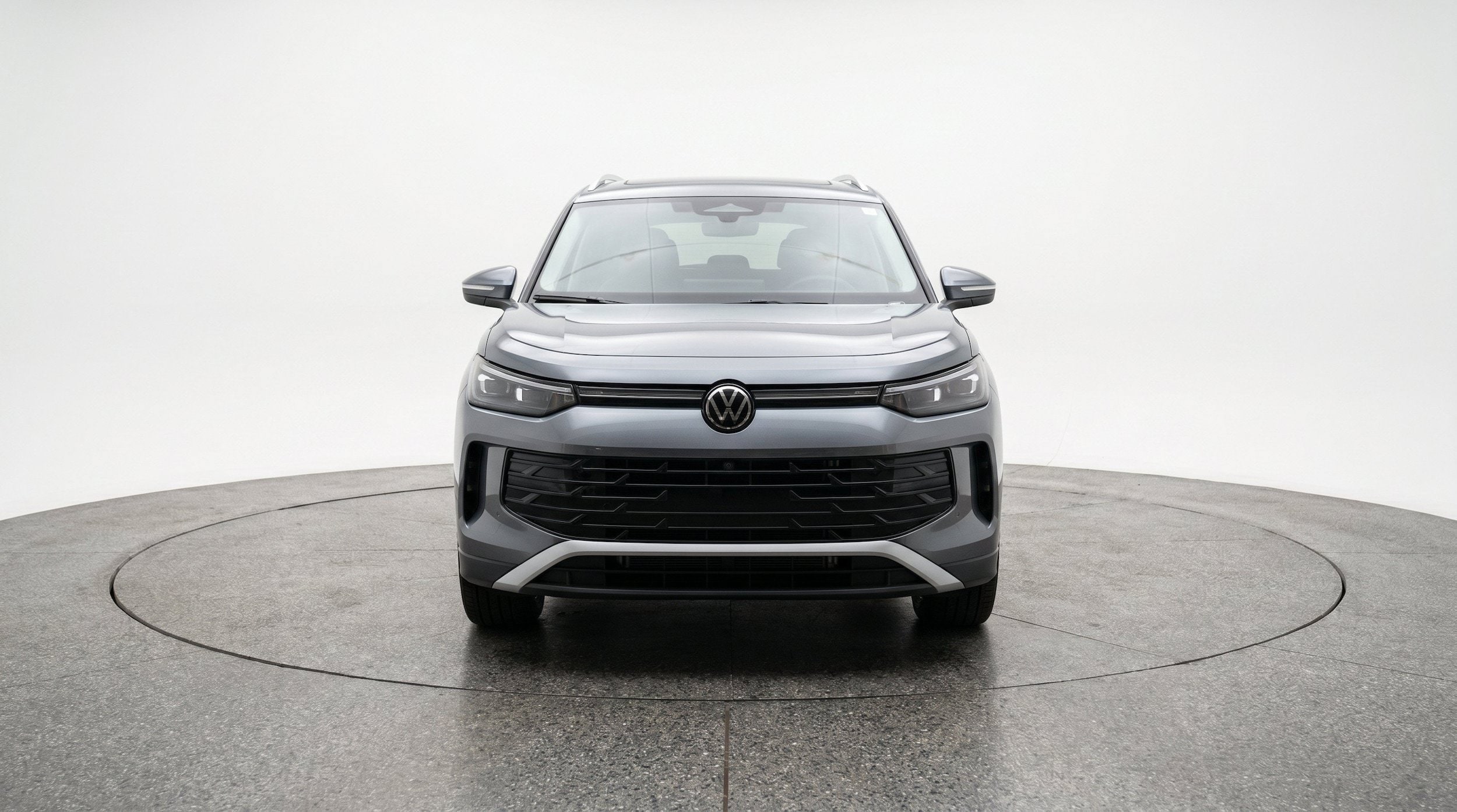 Thumbnail: 2026 Volkswagen Tiguan - 2