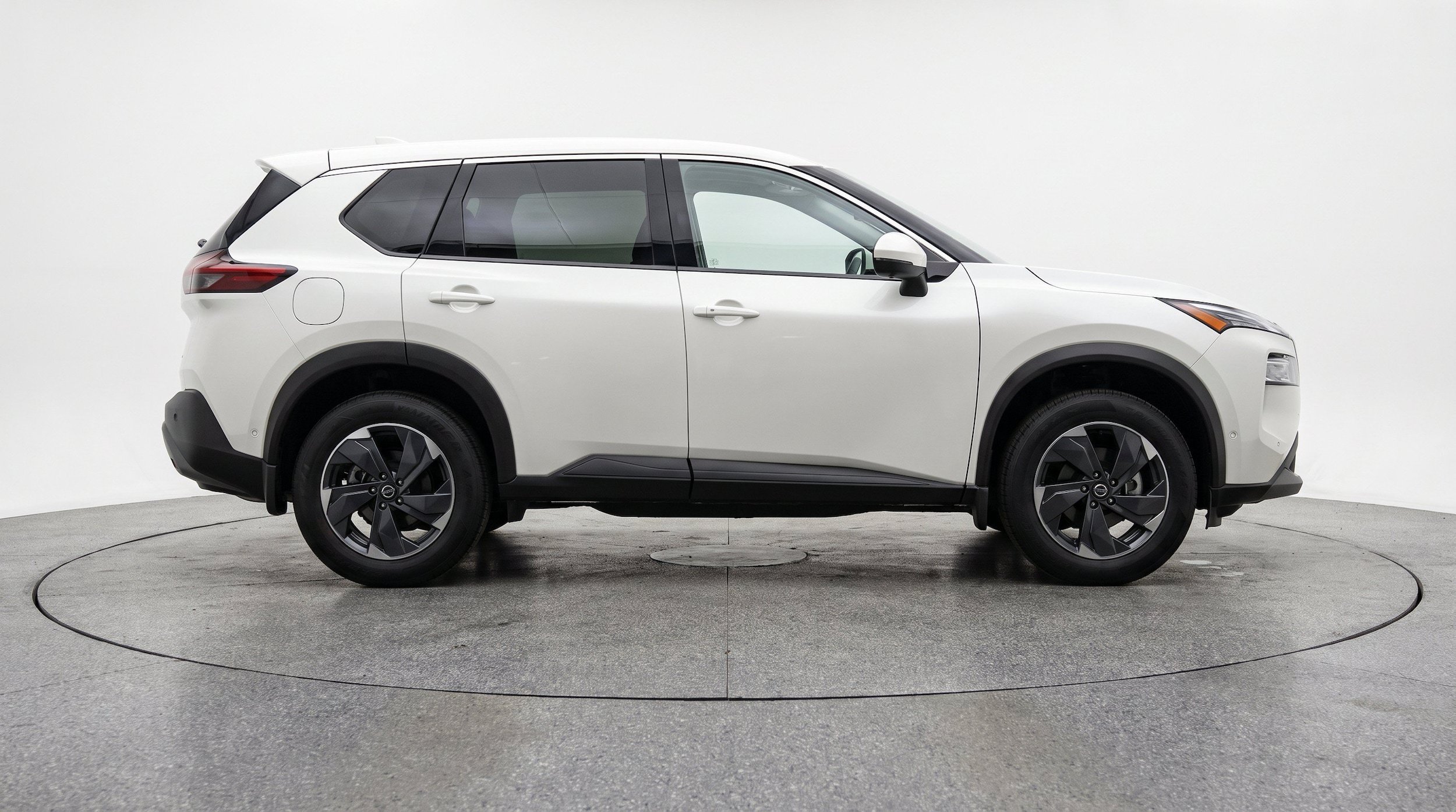 Thumbnail: 2025 Nissan Rogue - 10