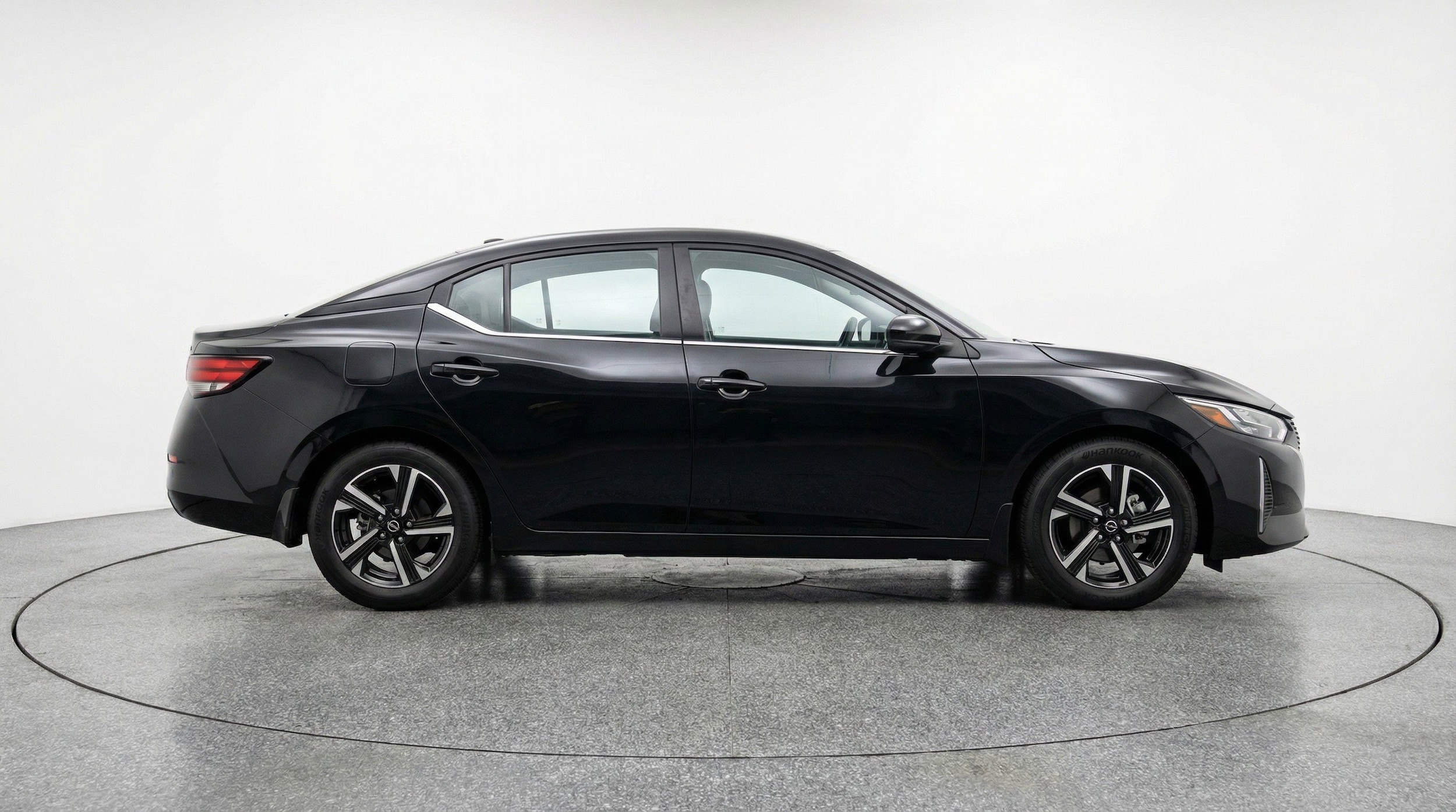 Thumbnail: 2025 Nissan Sentra - 11