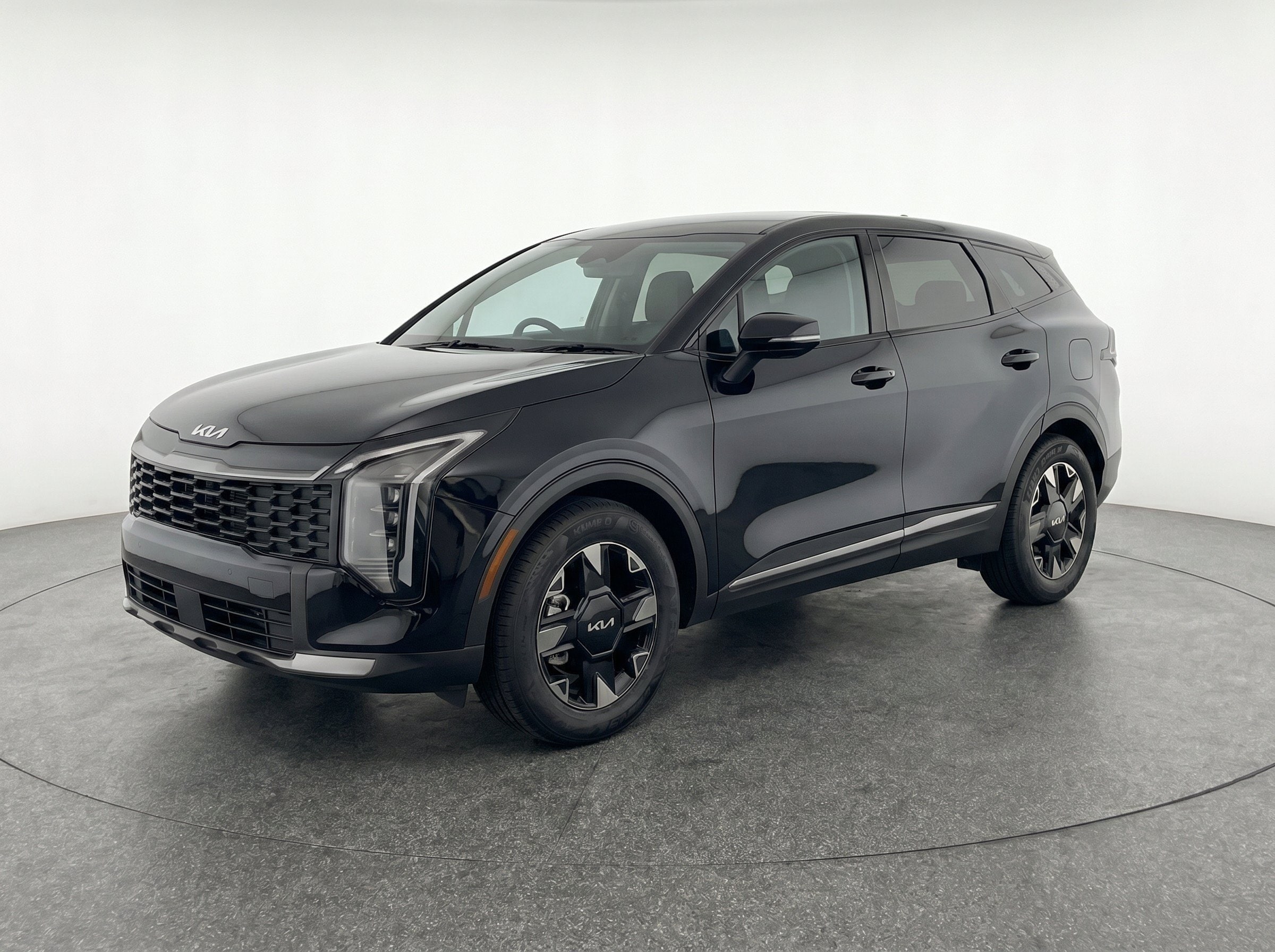 Thumbnail: 2026 Kia Sportage - 3