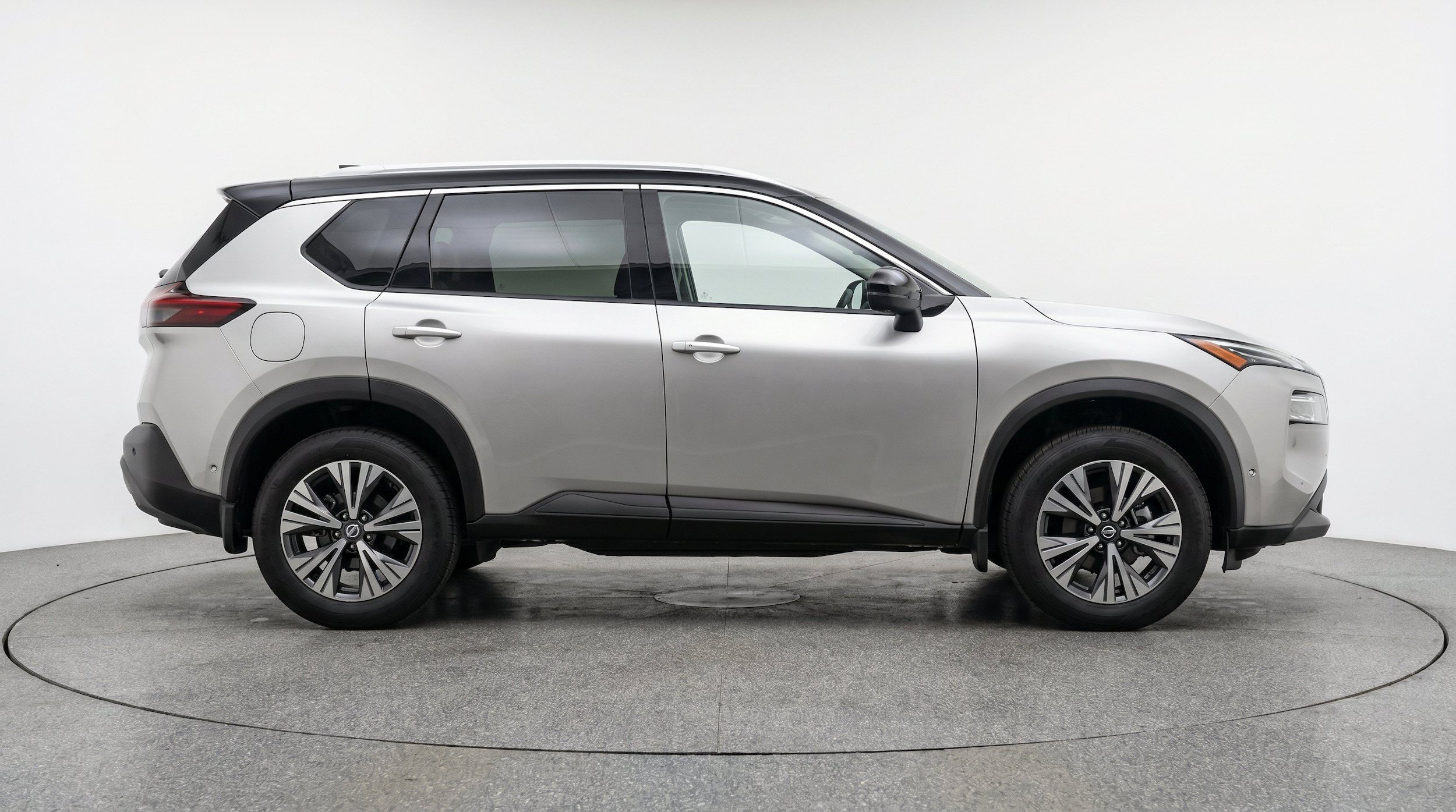 Thumbnail: 2023 Nissan Rogue - 11