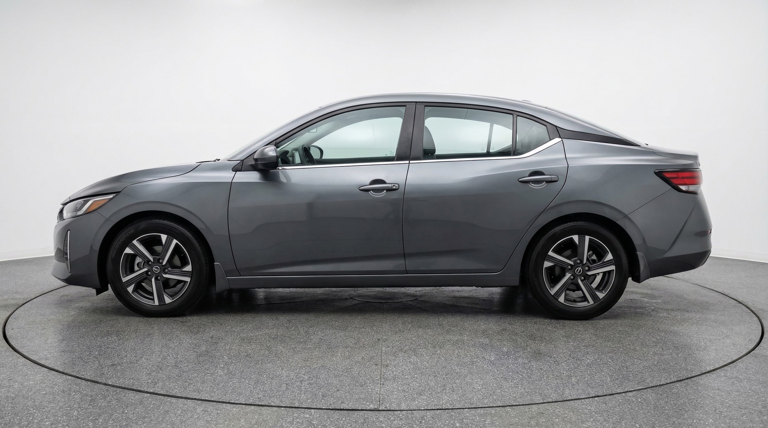 Thumbnail: 2025 Nissan Sentra - 4