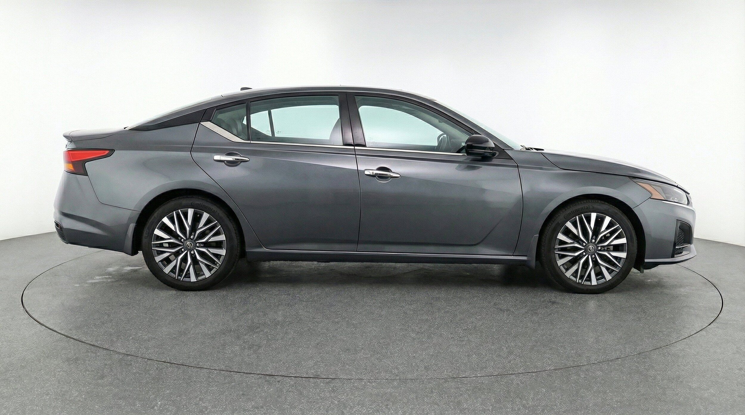 Thumbnail: 2025 Nissan Altima - 10
