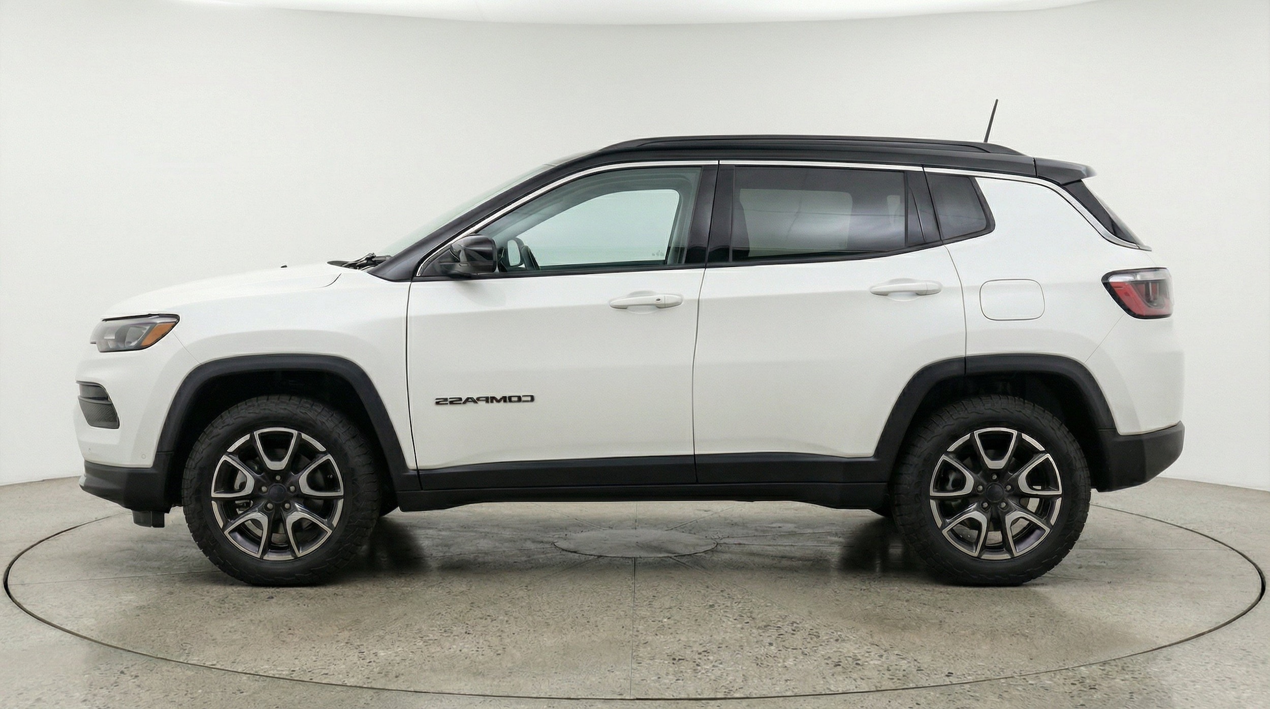 Thumbnail: 2025 Jeep Compass - 5