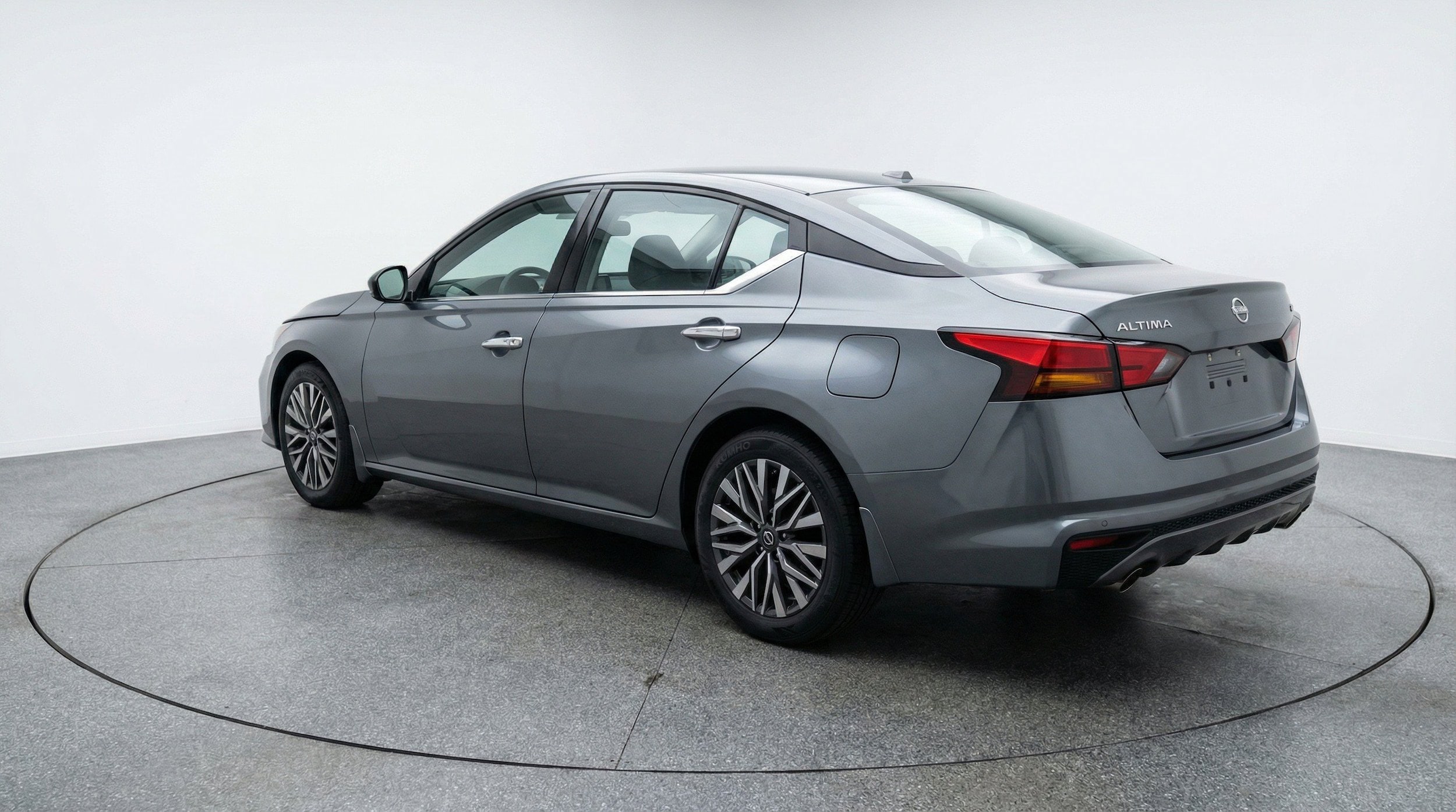 Thumbnail: 2025 Nissan Altima - 6