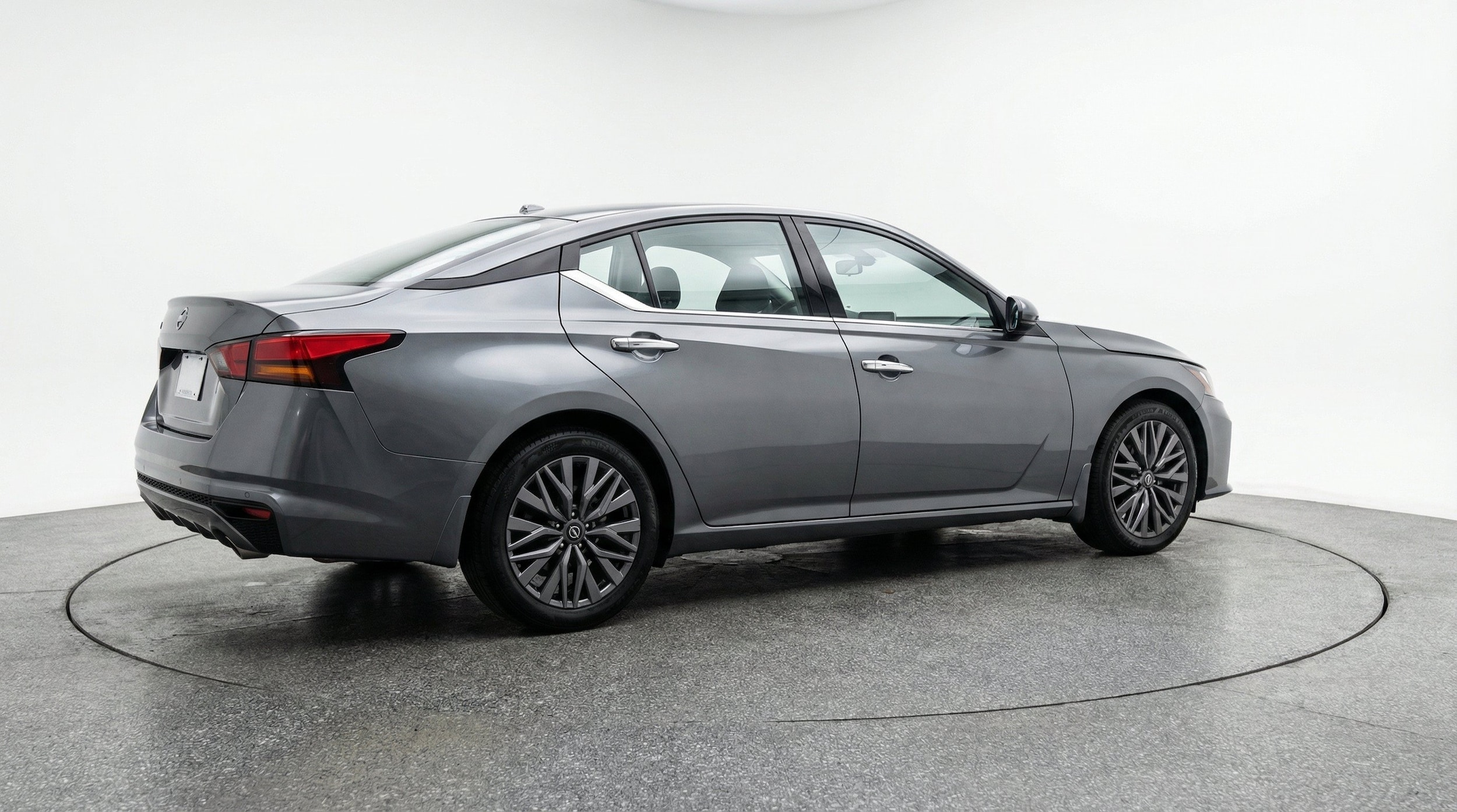 Thumbnail: 2025 Nissan Altima - 9