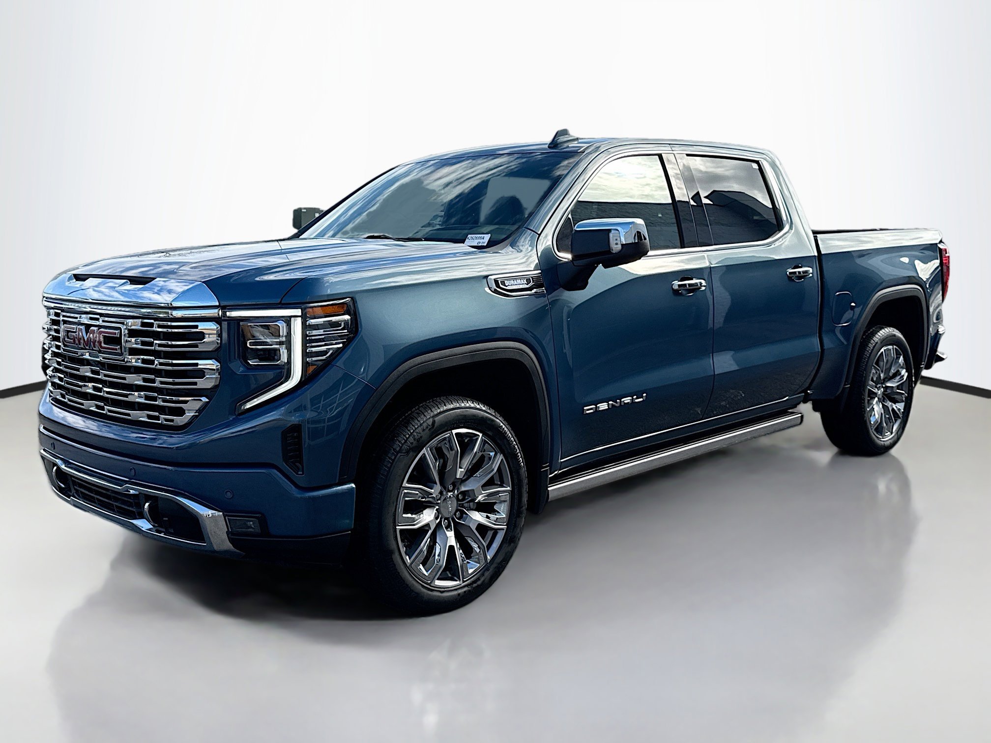 2025 Gmc Sierra 1500 Denali photo 2