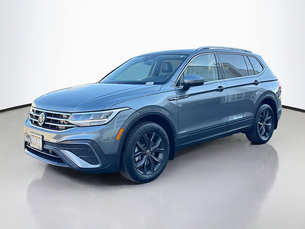 Used 2024 Volkswagen Tiguan SE Sport Utility