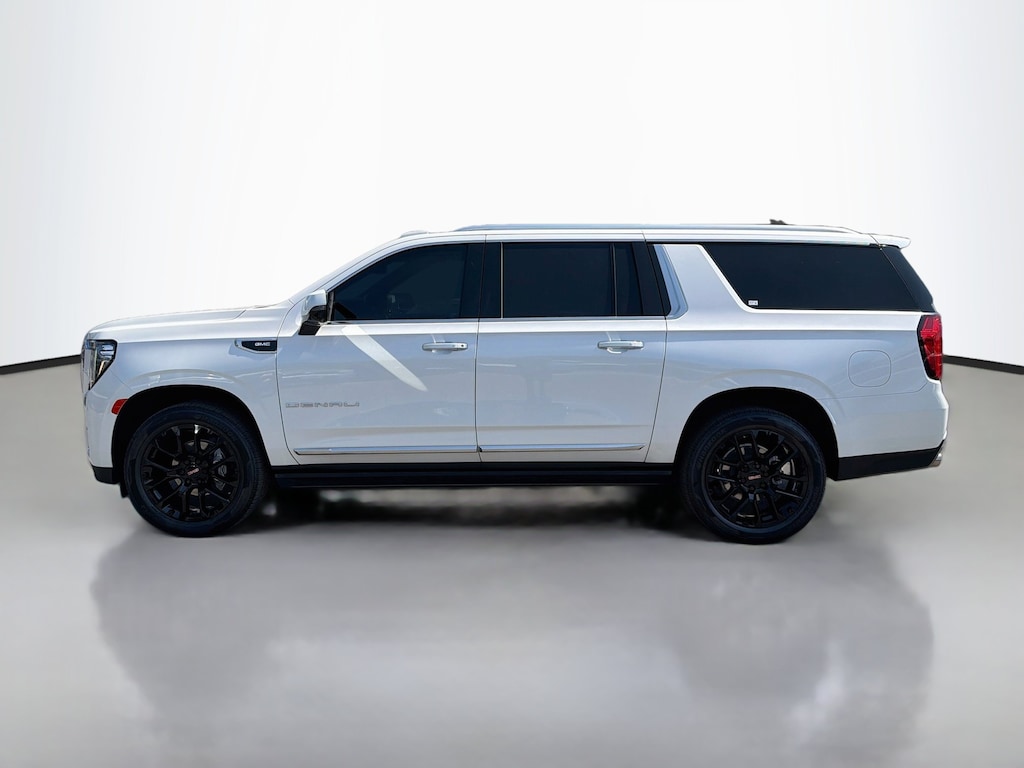 Used 2023 GMC Yukon XL Denali Sport Utility