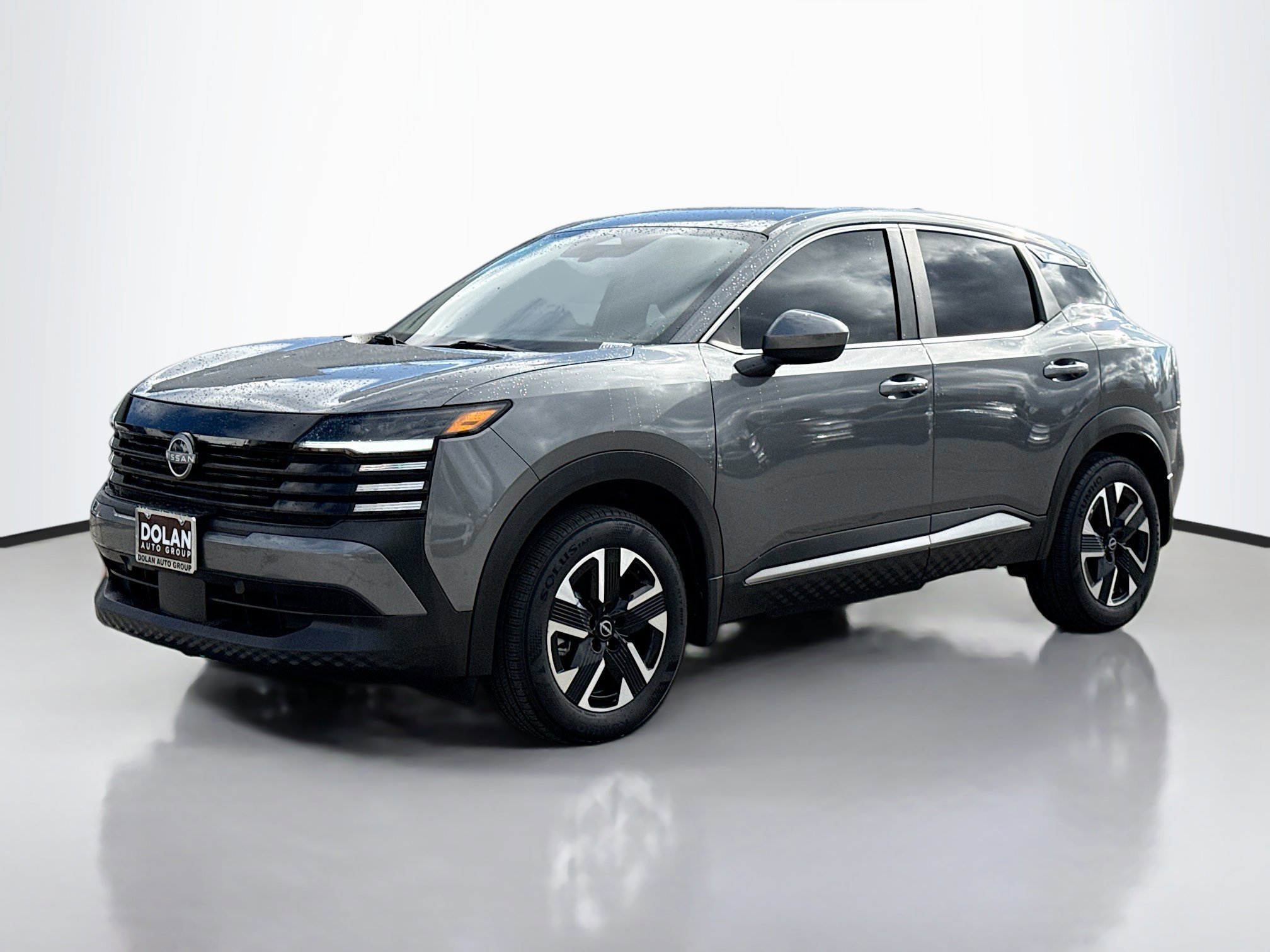 2025 Nissan Kicks SV photo 2