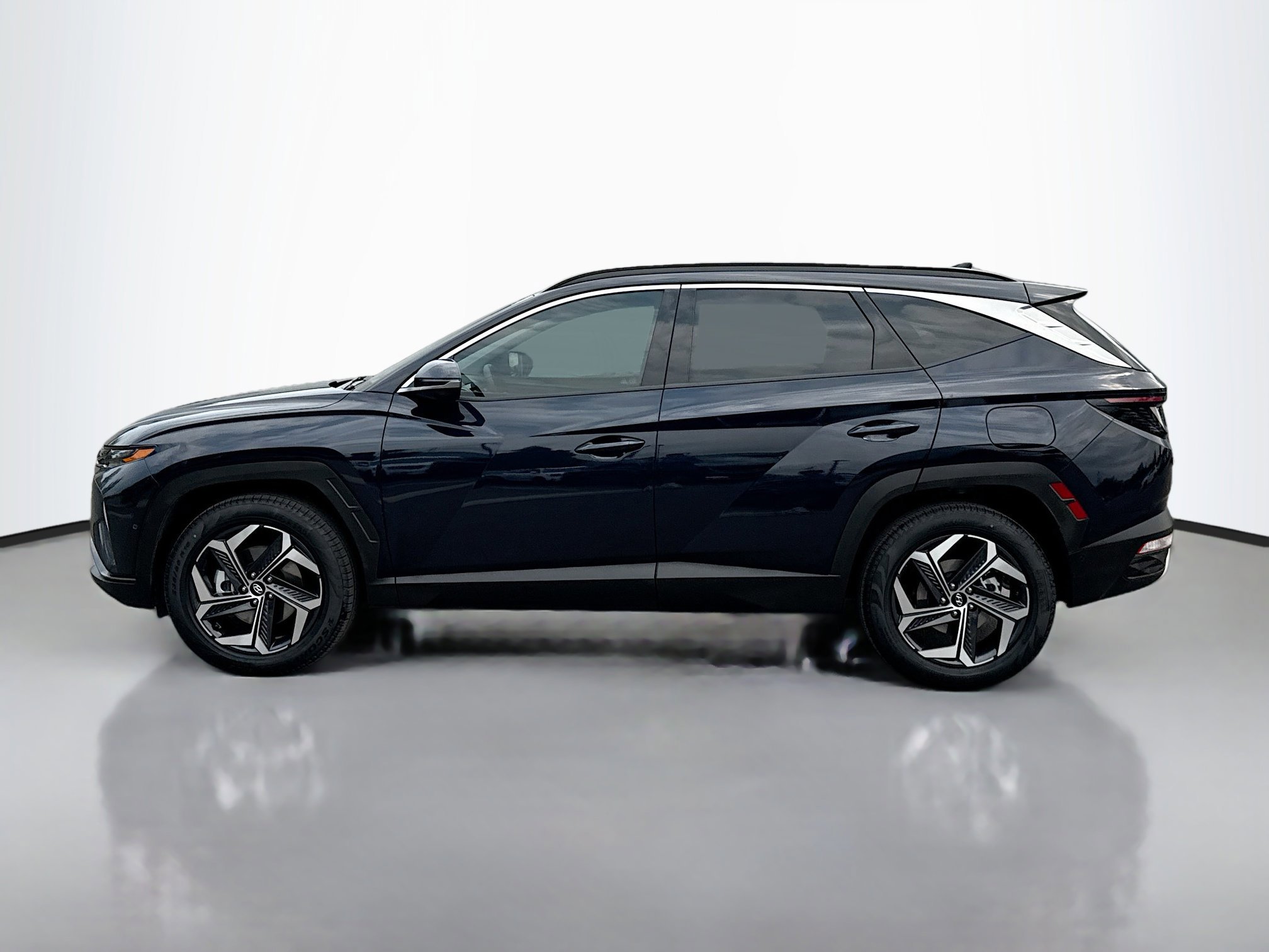 2024 Hyundai Tucson Hybrid Limited Sport photo 2