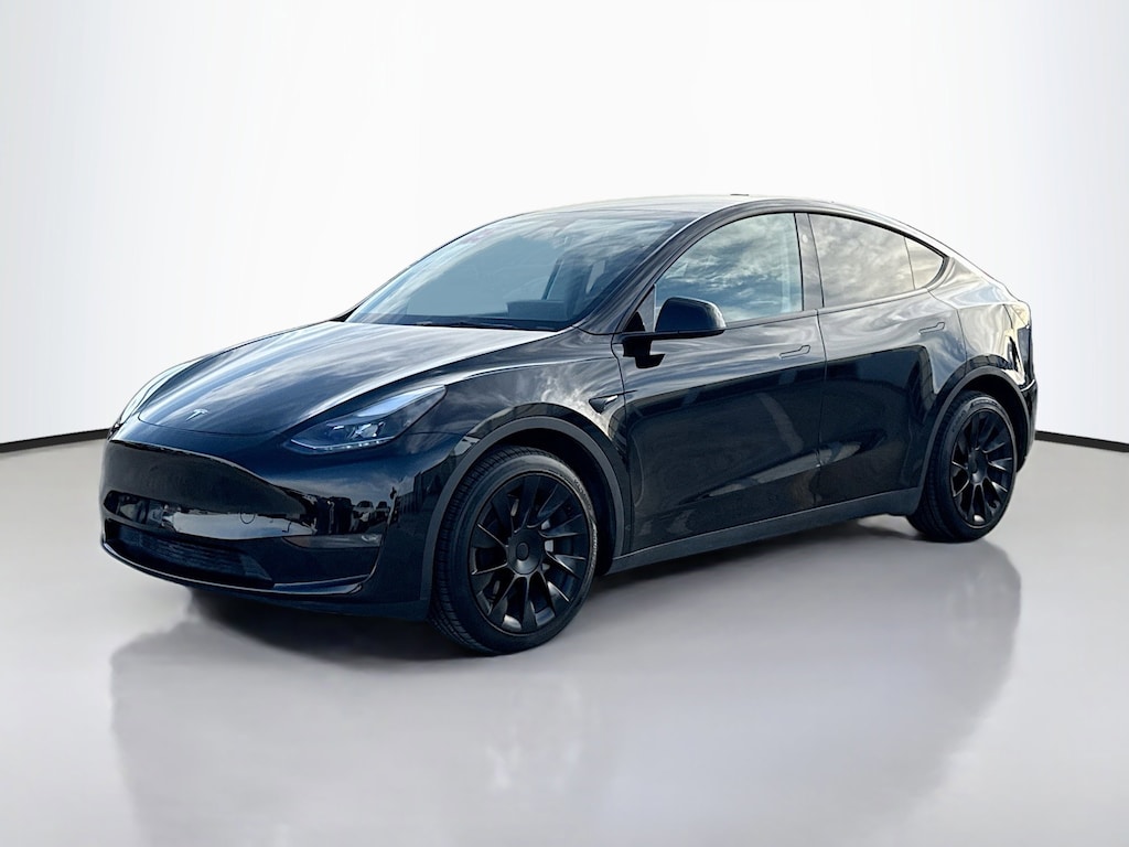 Used 2025 Tesla Model Y Long Range Sport Utility