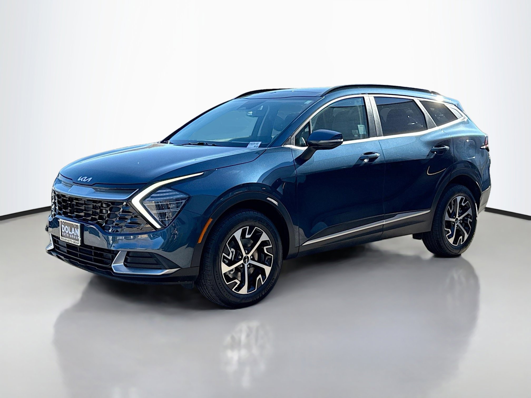 2024 Kia Sportage Hybrid EX photo 2