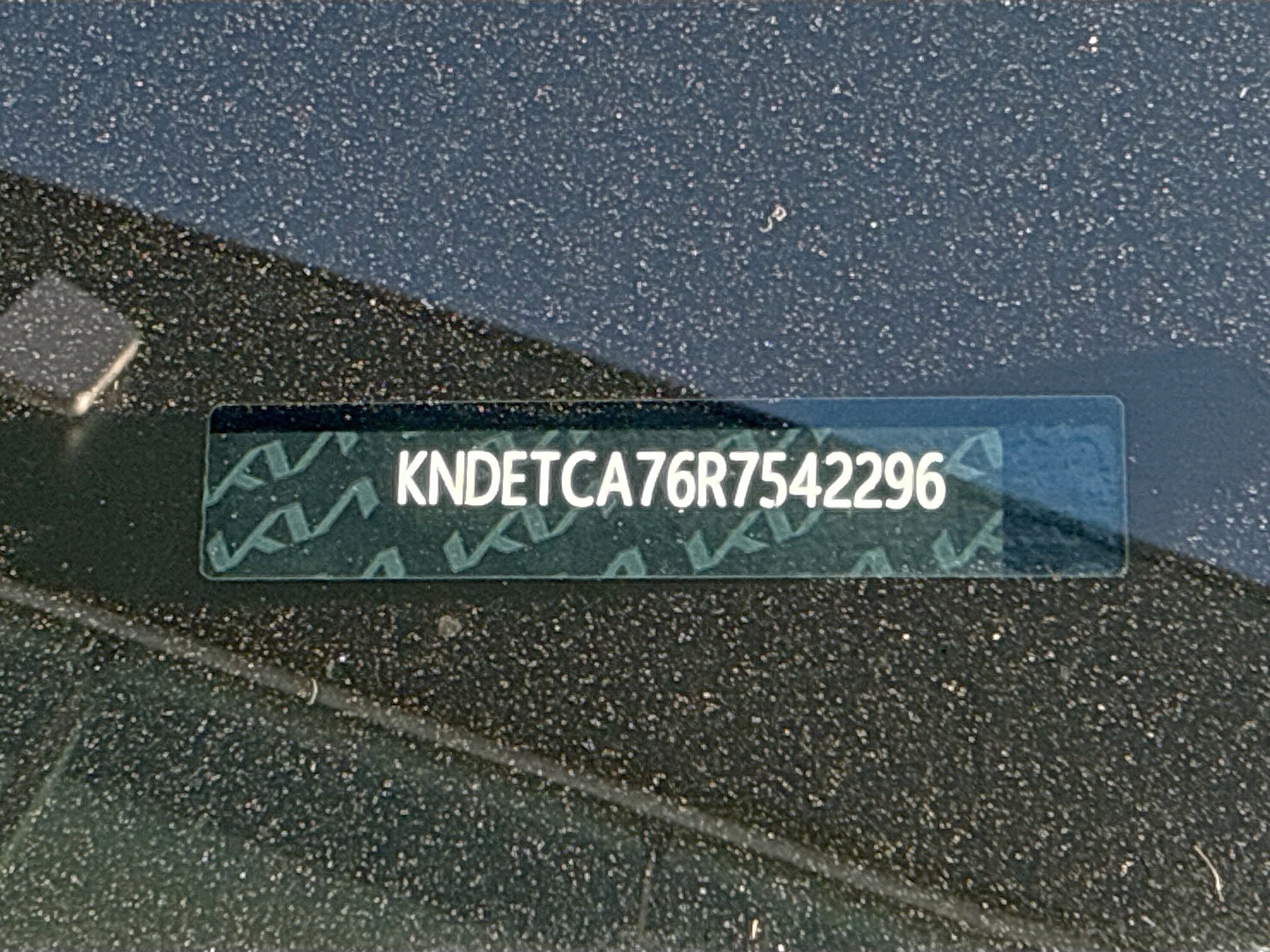 2024 Kia Seltos SX photo 2