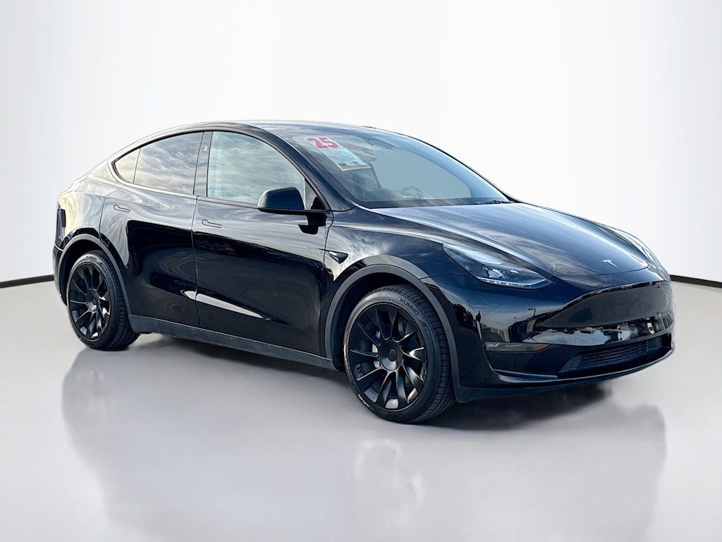 Used 2025 Tesla Model Y Long Range Sport Utility