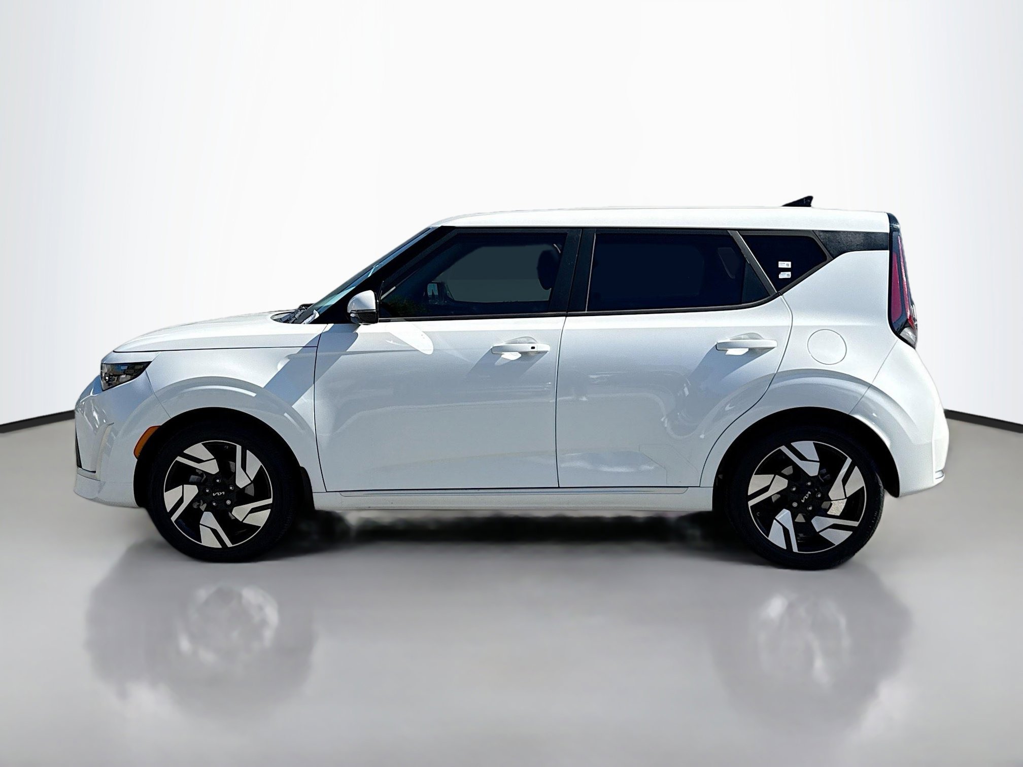2024 Kia Soul GT-Line photo 3