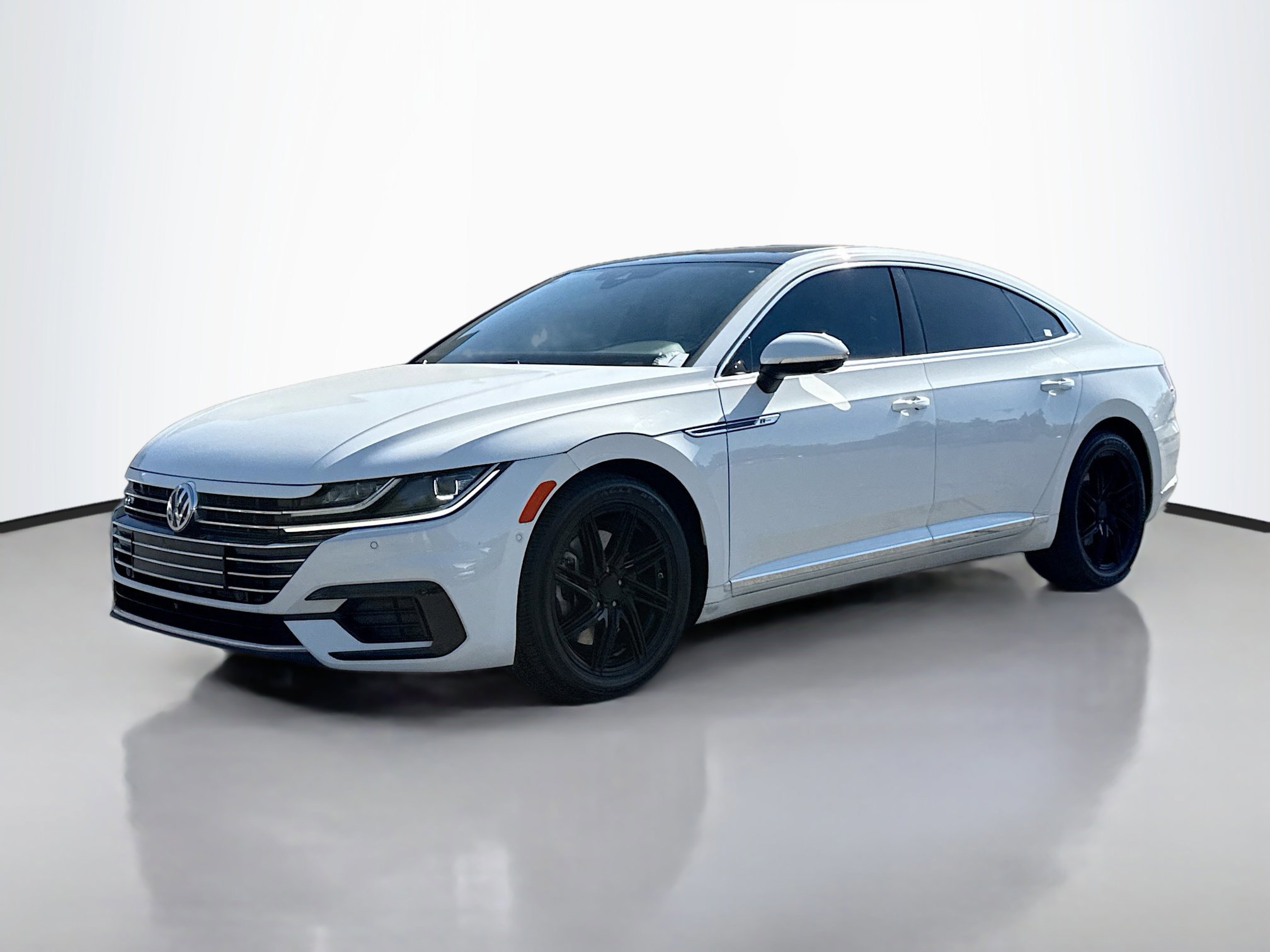 2019 Volkswagen Arteon SEL Premium R-Line photo 4