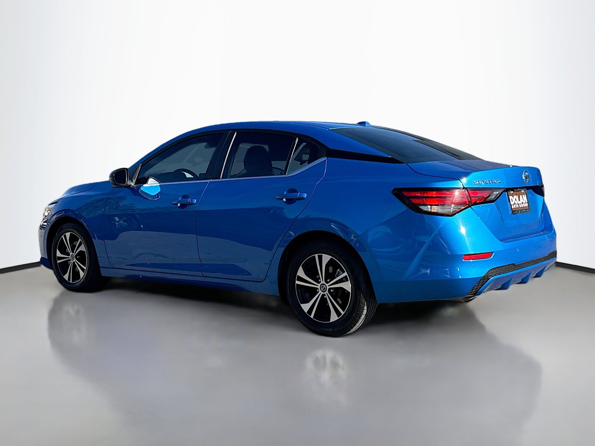 2023 Nissan Sentra SV photo 4