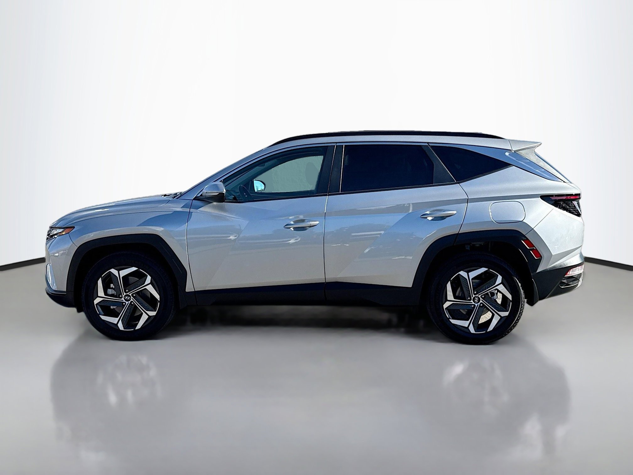 2023 Hyundai Tucson SEL Sport photo 2