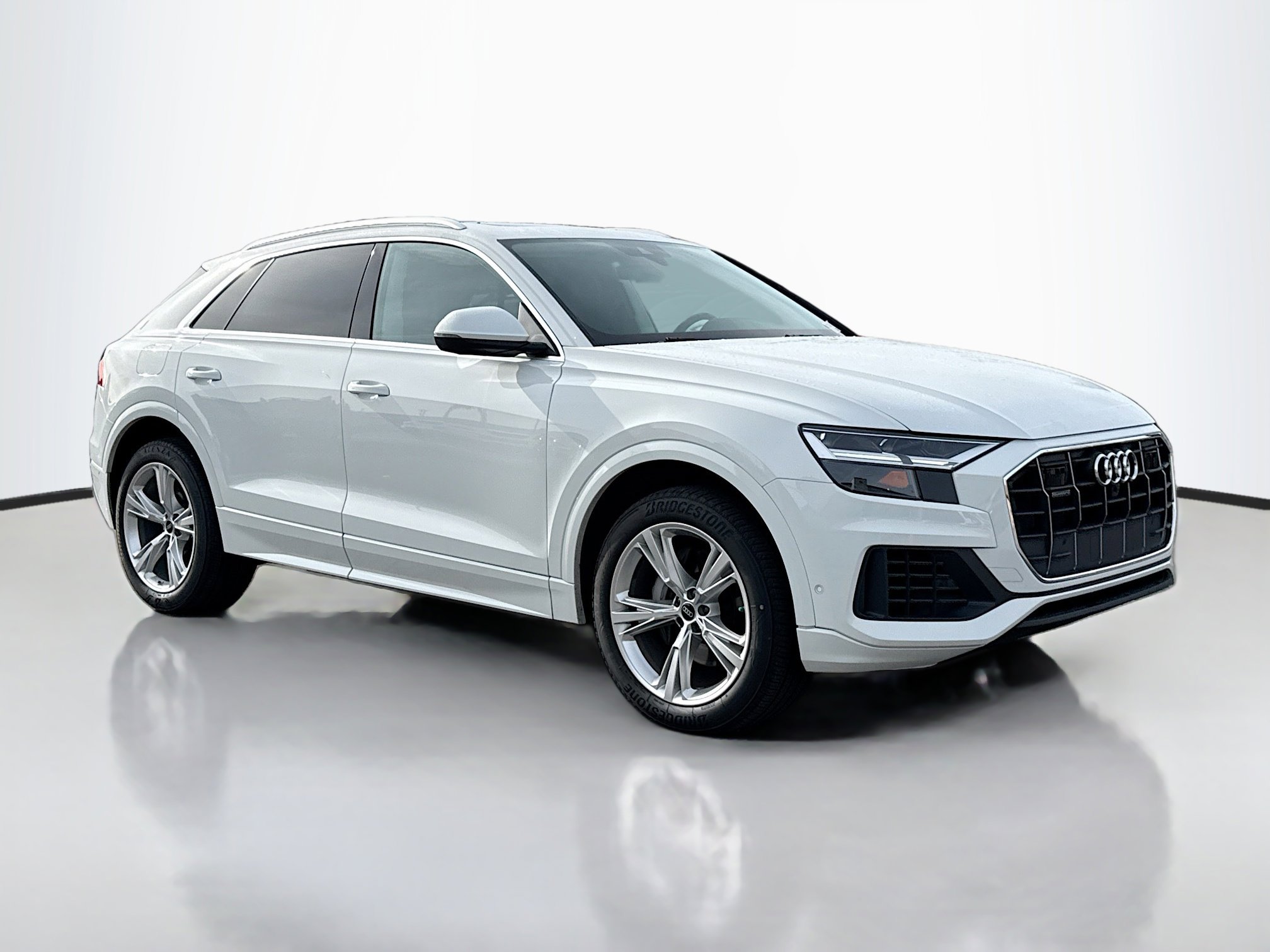2022 Audi Q8 Premium Plus's photo