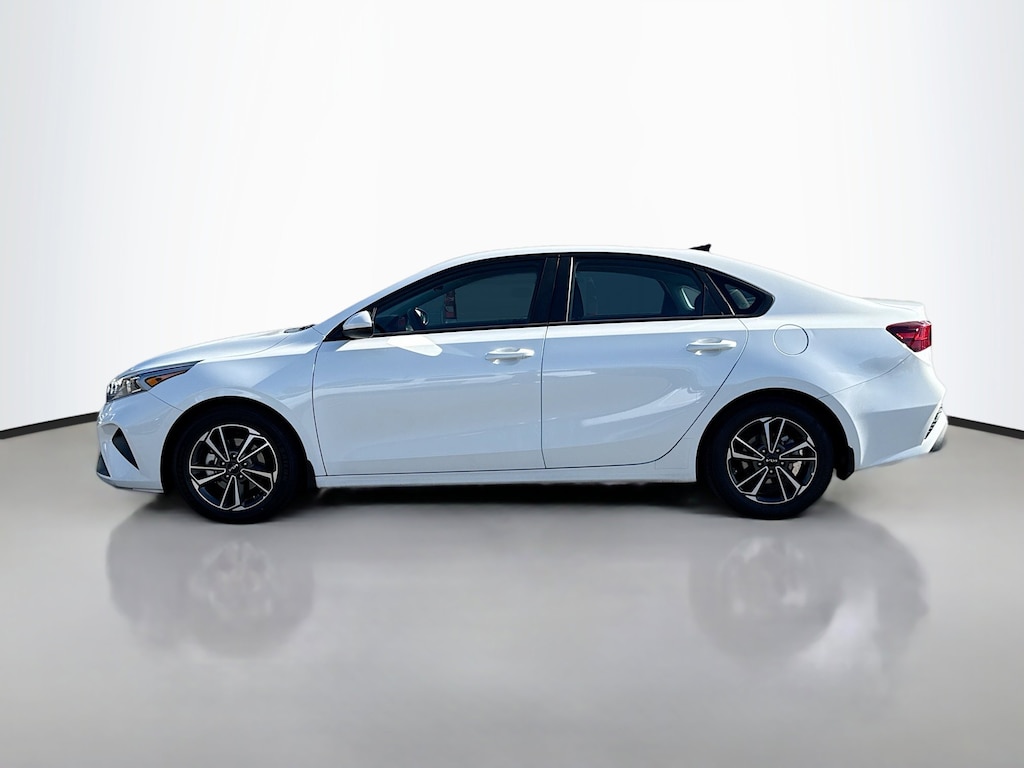 Certified 2023 Kia Forte LXS 4dr Car