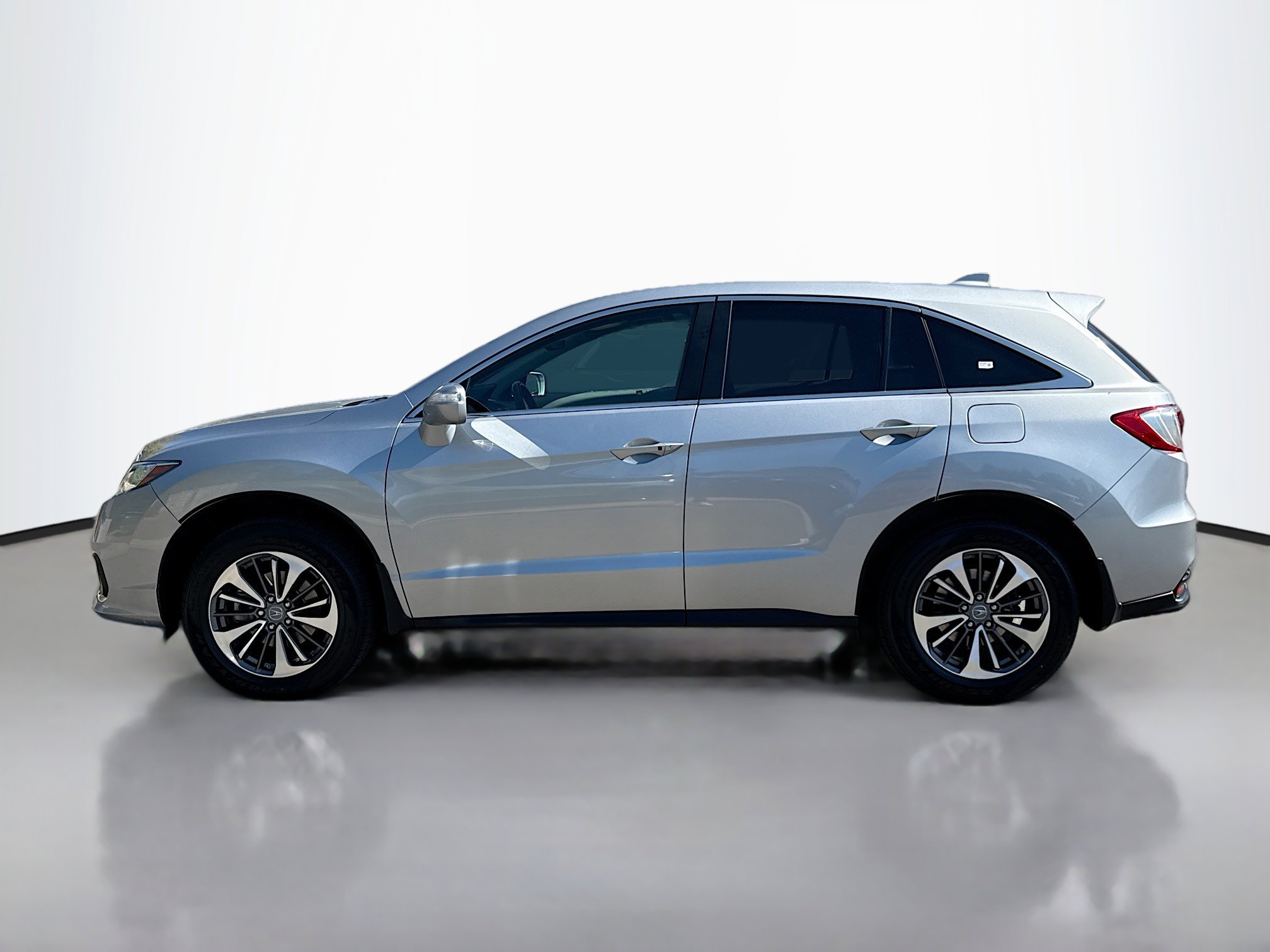 2018 Acura RDX Advance photo 3