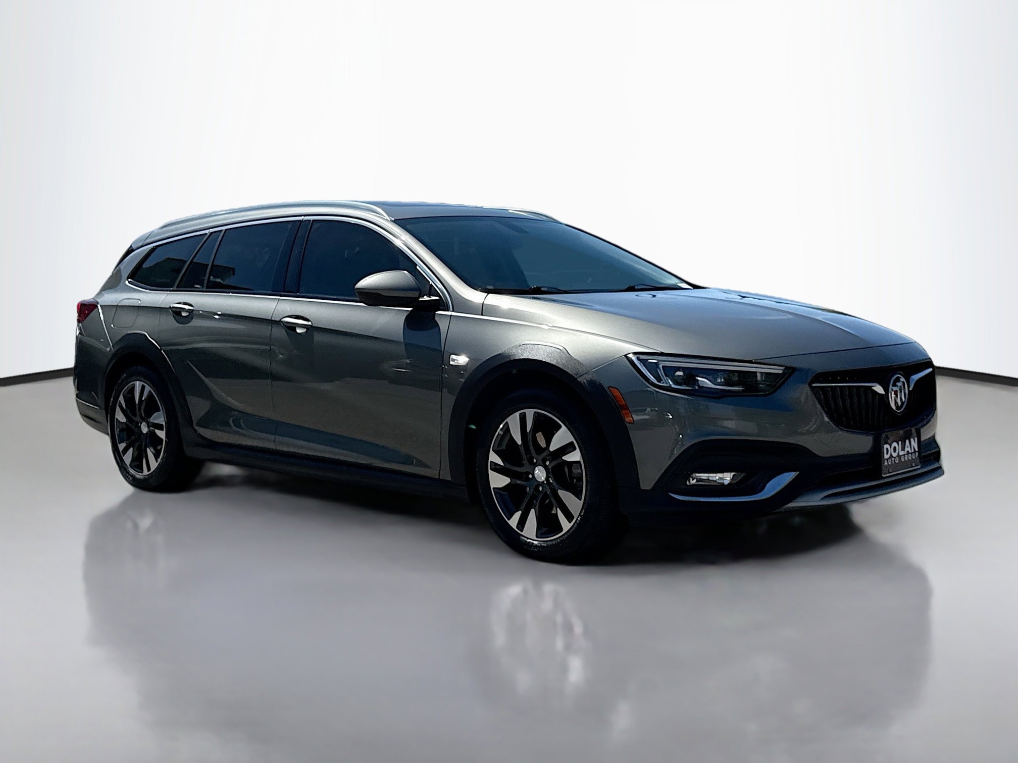 2019 Buick Regal Essence AWD's photo
