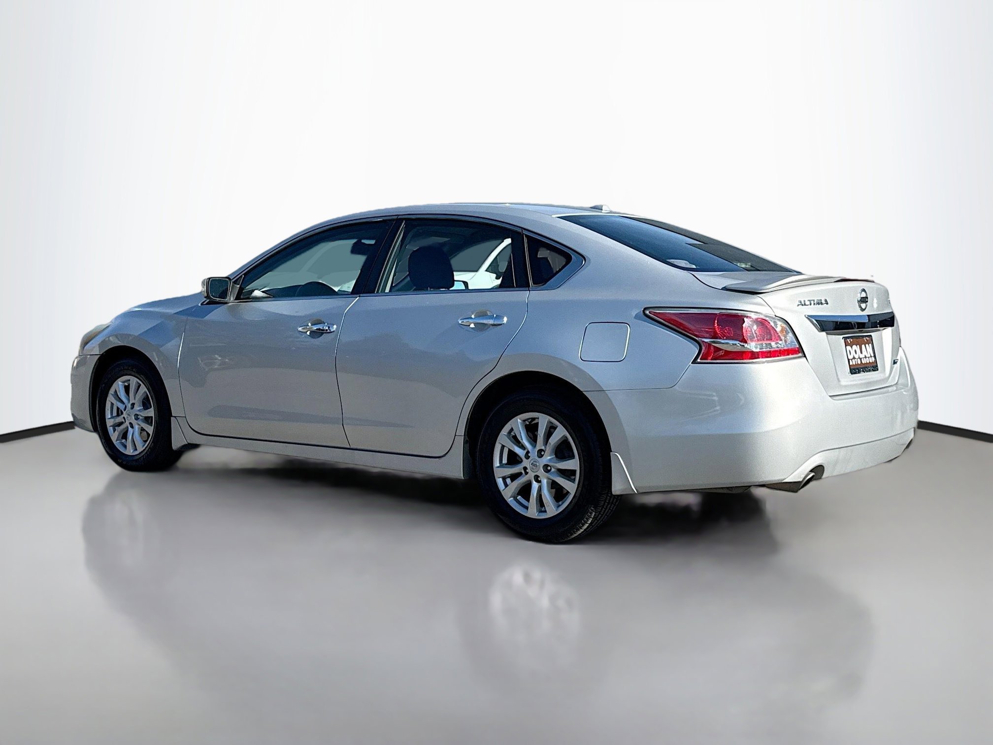 2014 Nissan Altima 2.5 S photo 4
