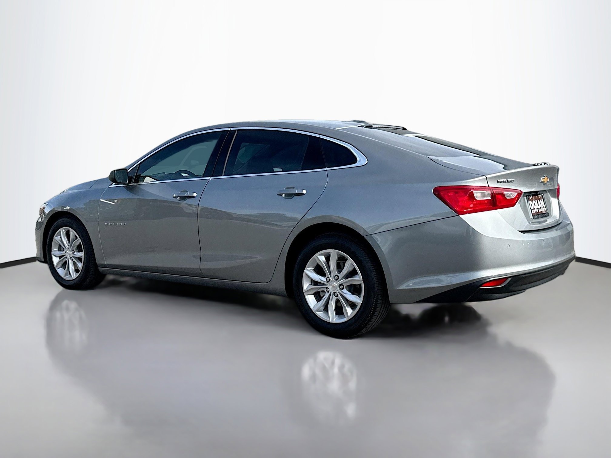 2024 Chevrolet Malibu 1LT photo 4