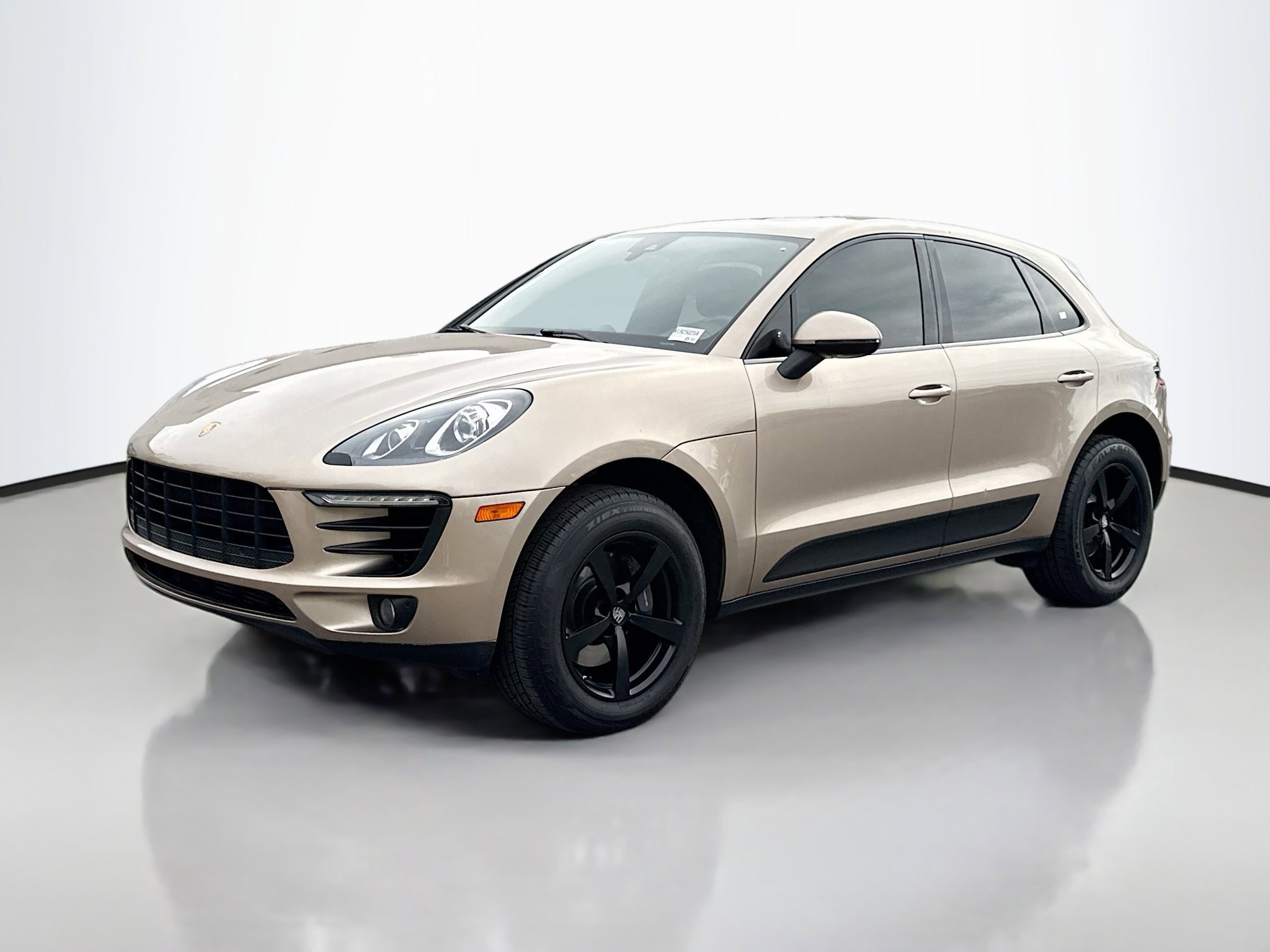 2018 Porsche Macan Base photo 4