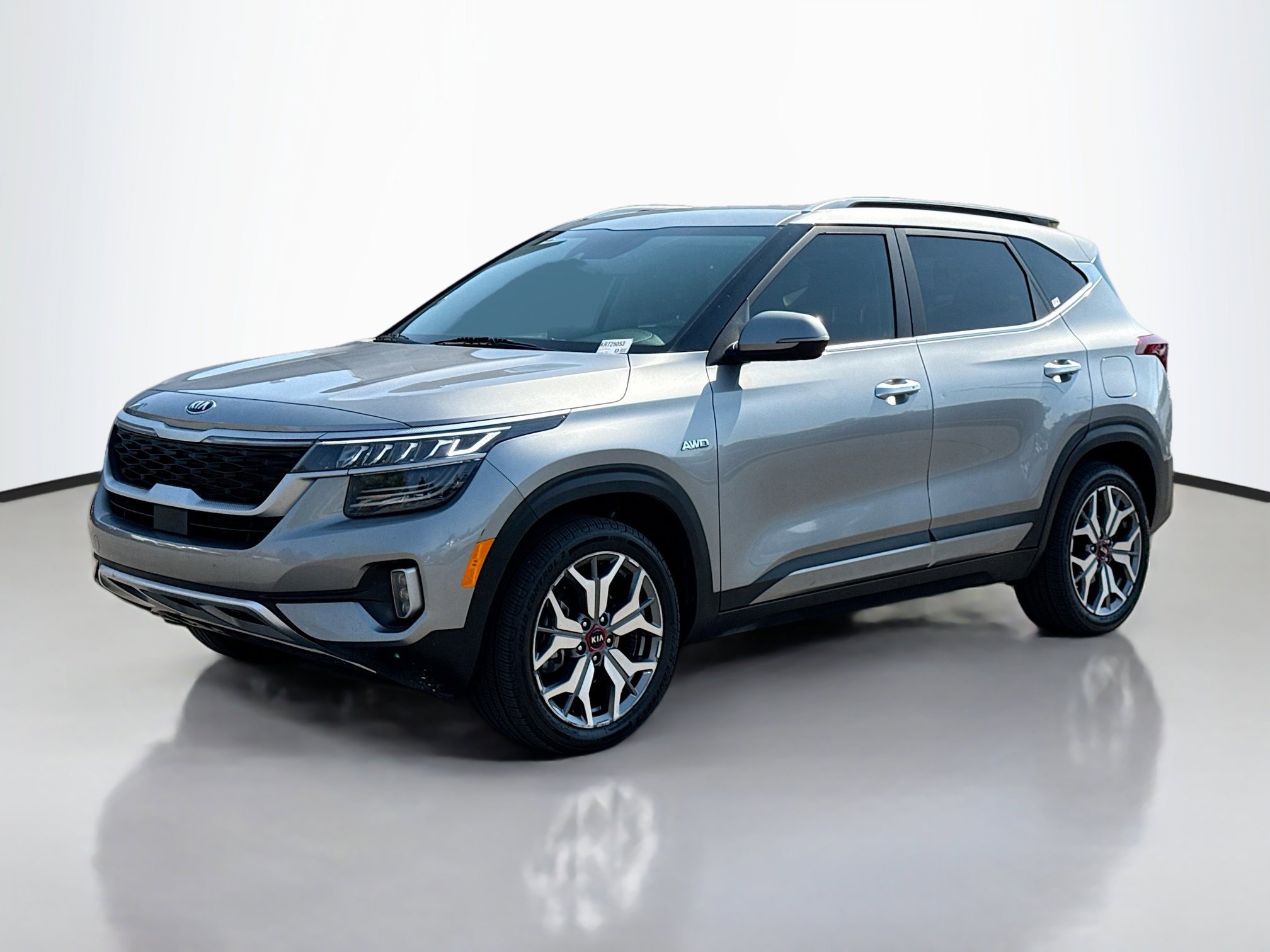 2021 Kia Seltos SX photo 3