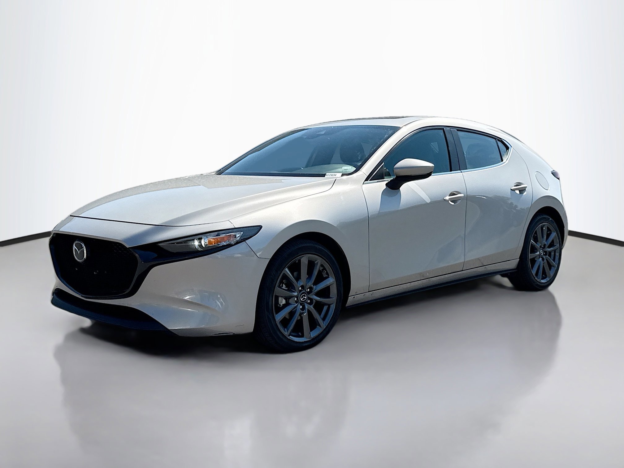 2023 Mazda Mazda3 2.5 s Preferred Hatchback photo 4