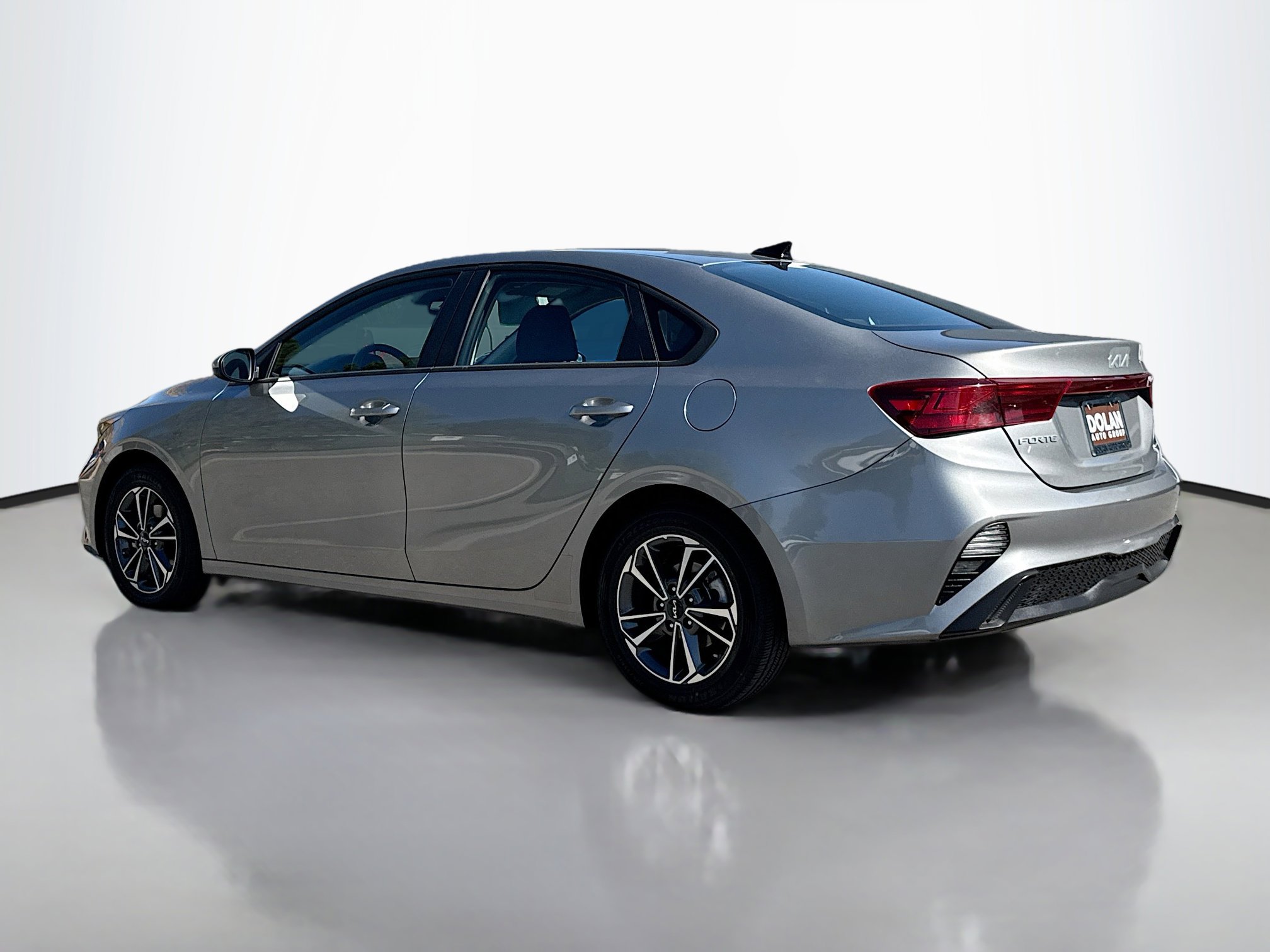 2023 Kia Forte LXS photo 4