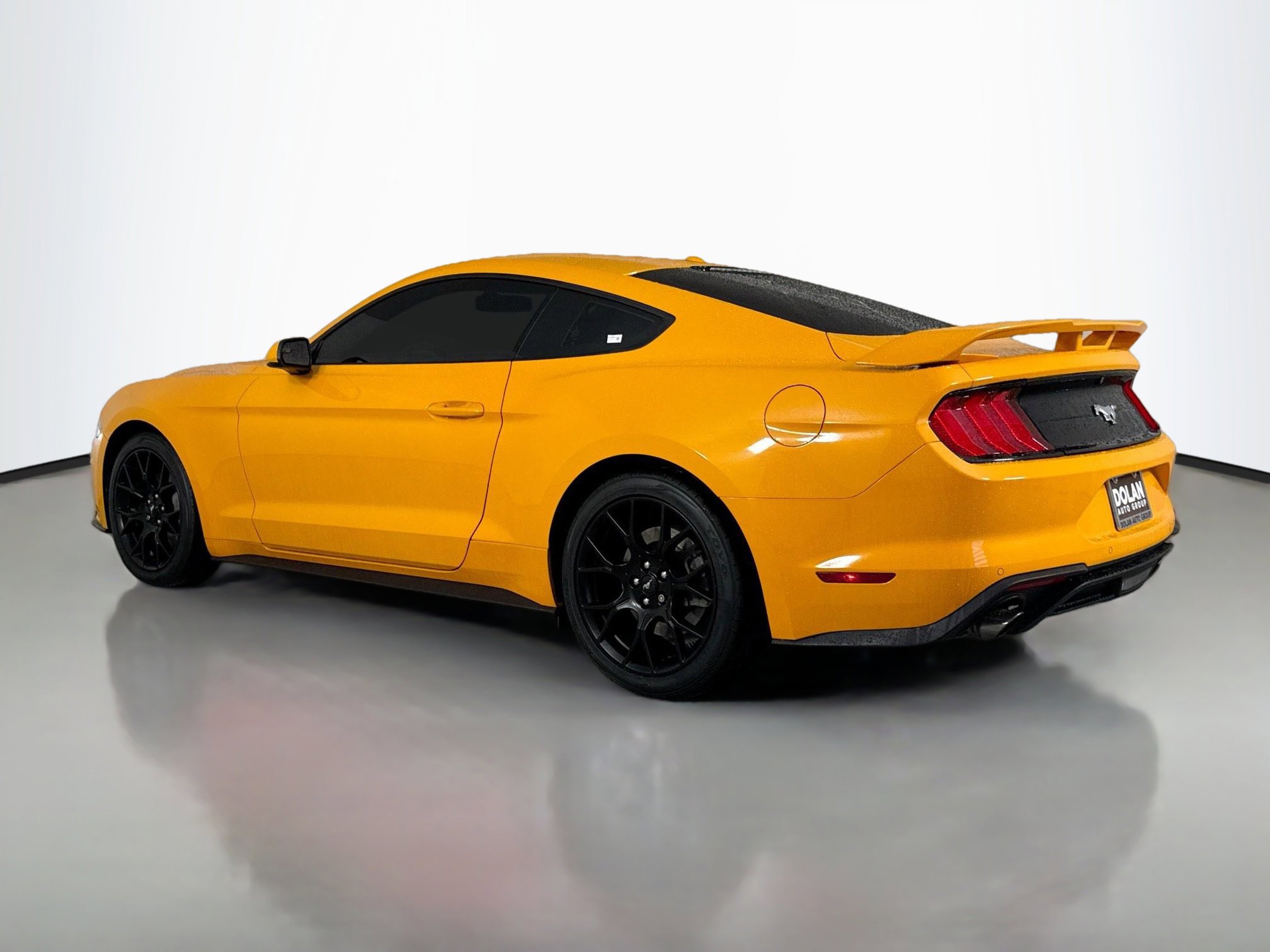 2018 Ford Mustang EcoBoost photo 3