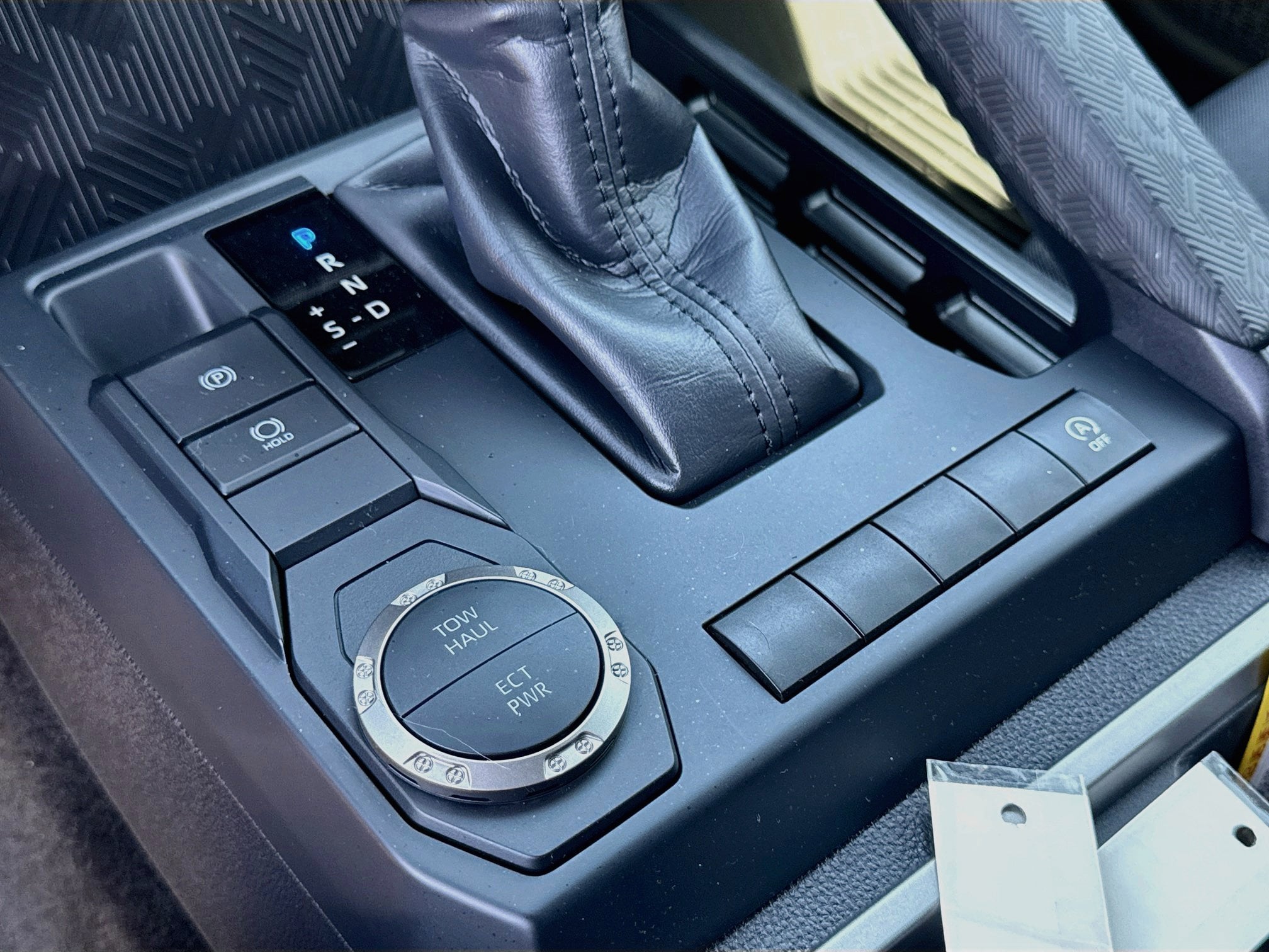 2026 Toyota Tacoma SR5 - Photo 36