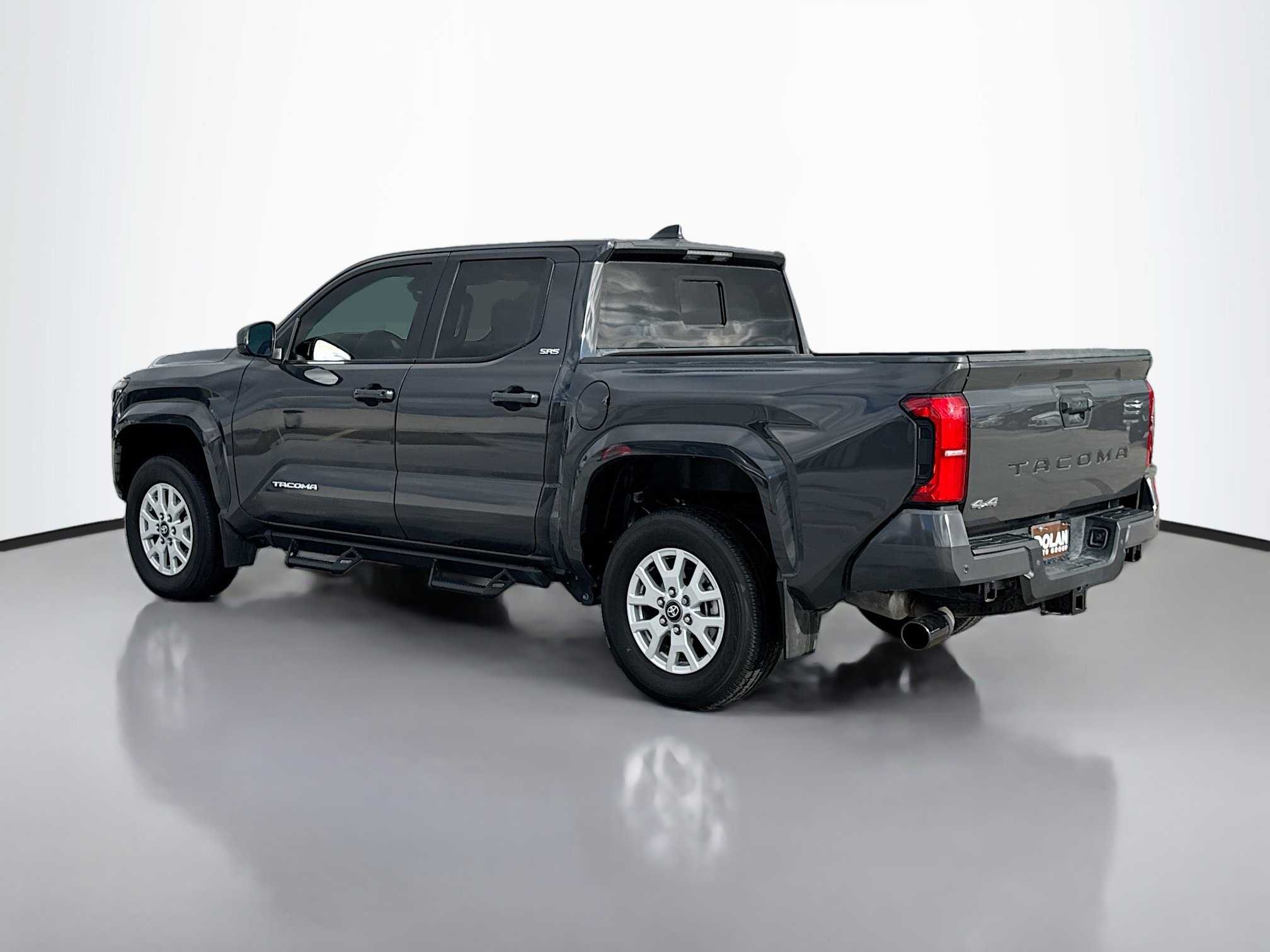 2024 Toyota Tacoma SR5 Double Cab photo 4