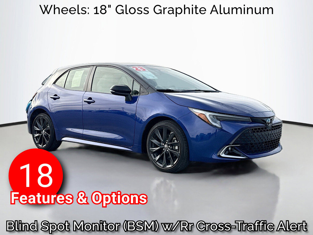 2023 Toyota Corolla Hatchback XSE's photo