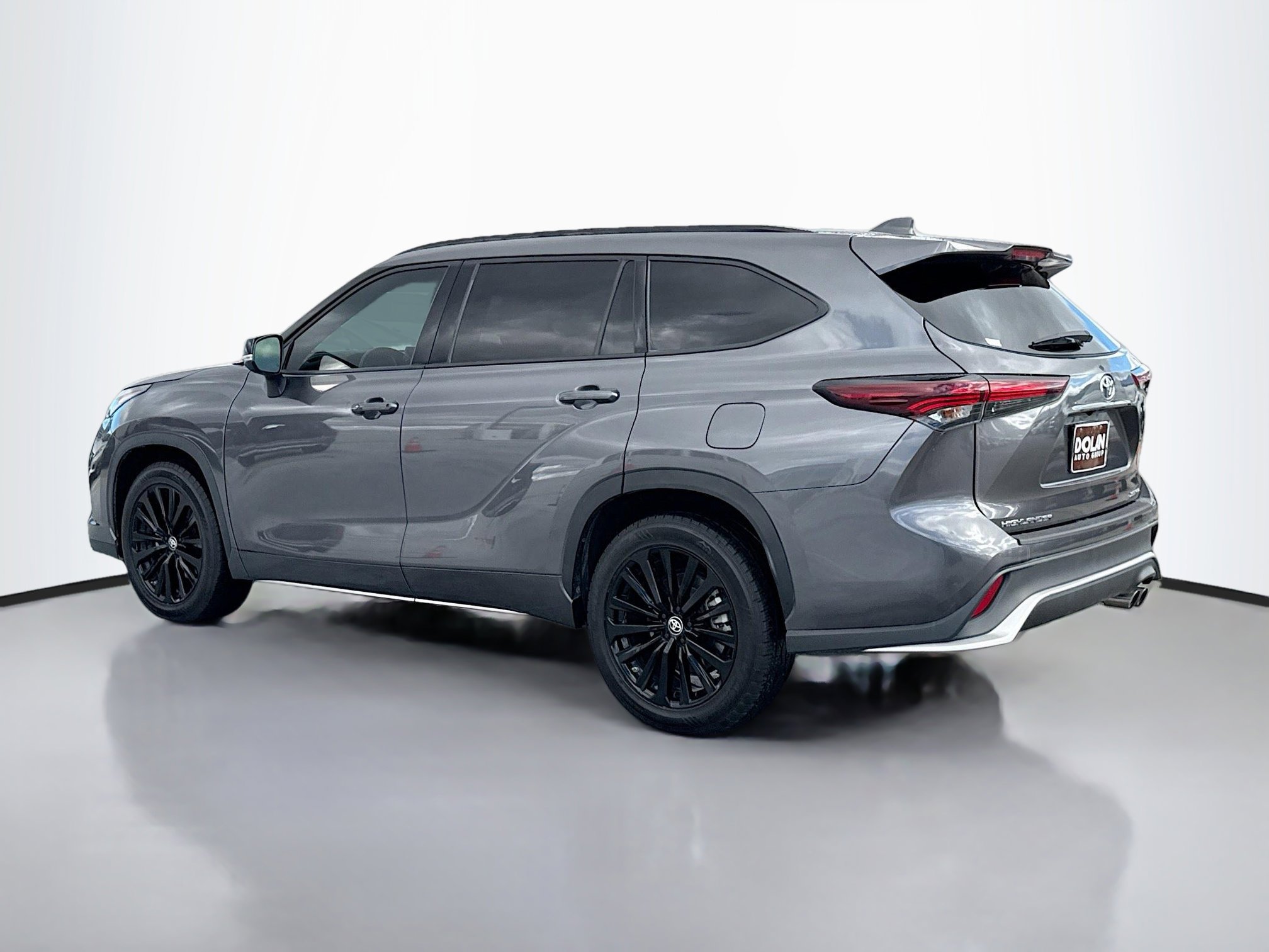 2024 Toyota Highlander XSE photo 4
