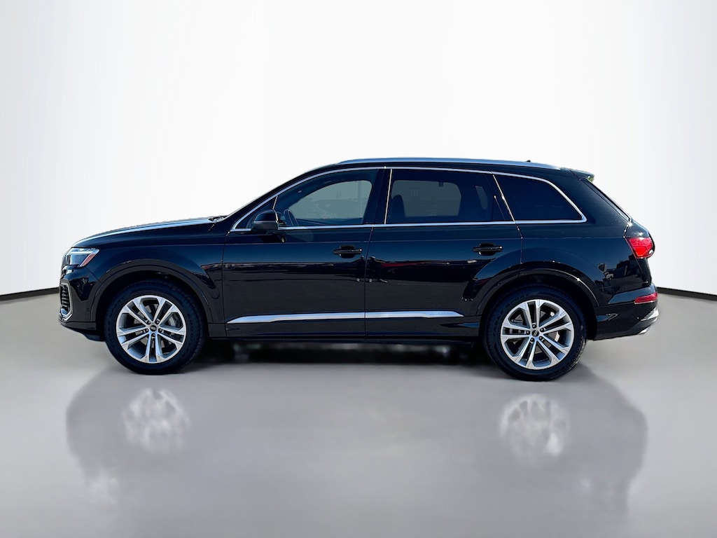 Used 2025 Audi Q7 55 Premium Plus SUV